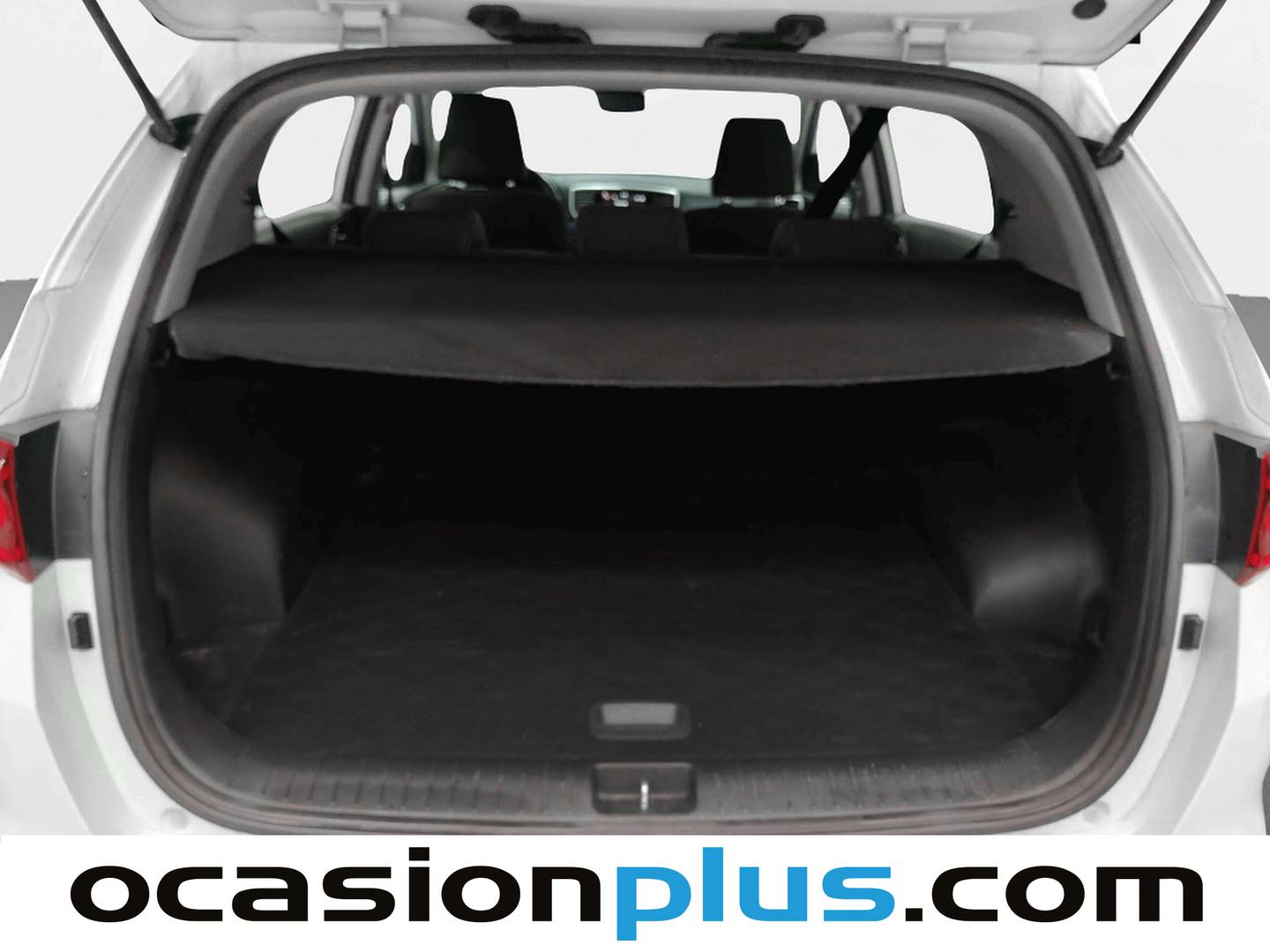 Fotos maletero KIA Sportage KIA Sportage 1.6 MHEV Concept 4x2 (115 CV)