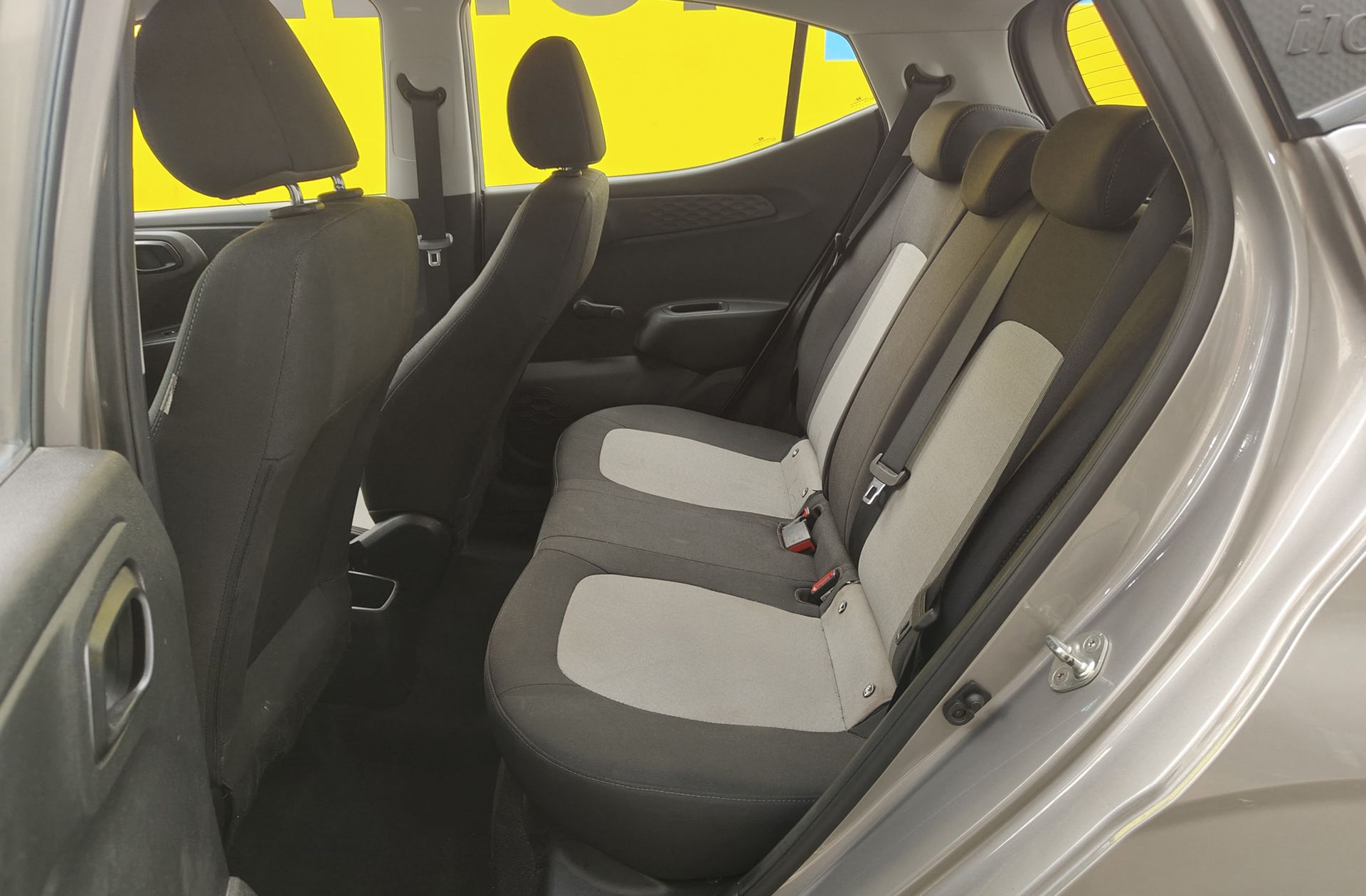 Hyundai i10 1.0 Essence - foto 10