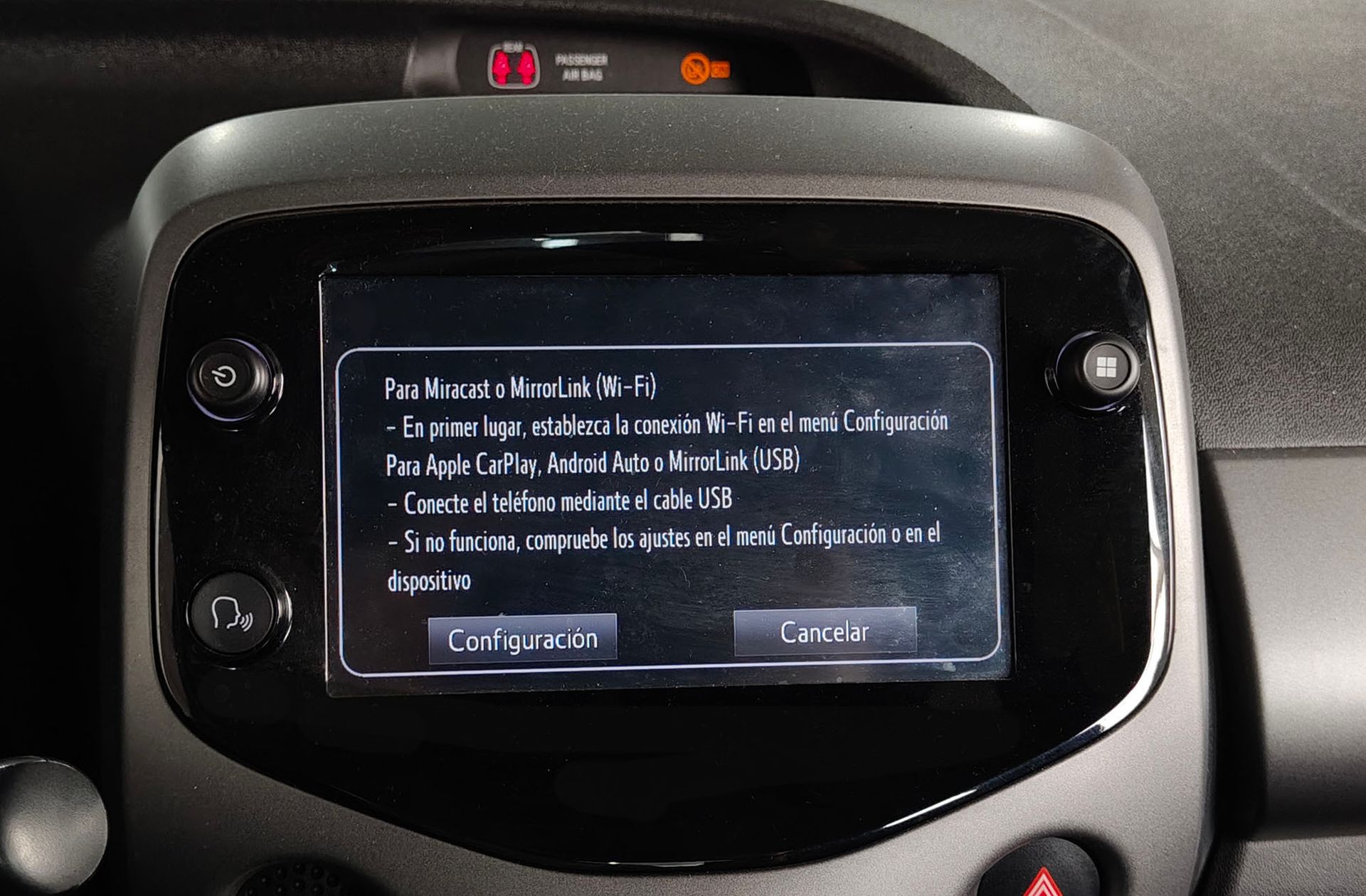 Toyota Aygo 1.0 70 x-play - foto 7