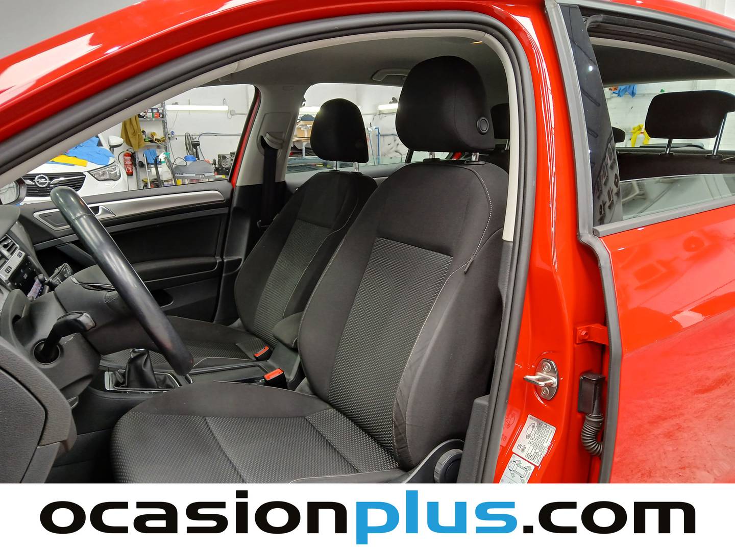 Foto asientos delanteros Volkswagen Golf Volkswagen Golf Ready2Go 1.0 TSI (110 CV)