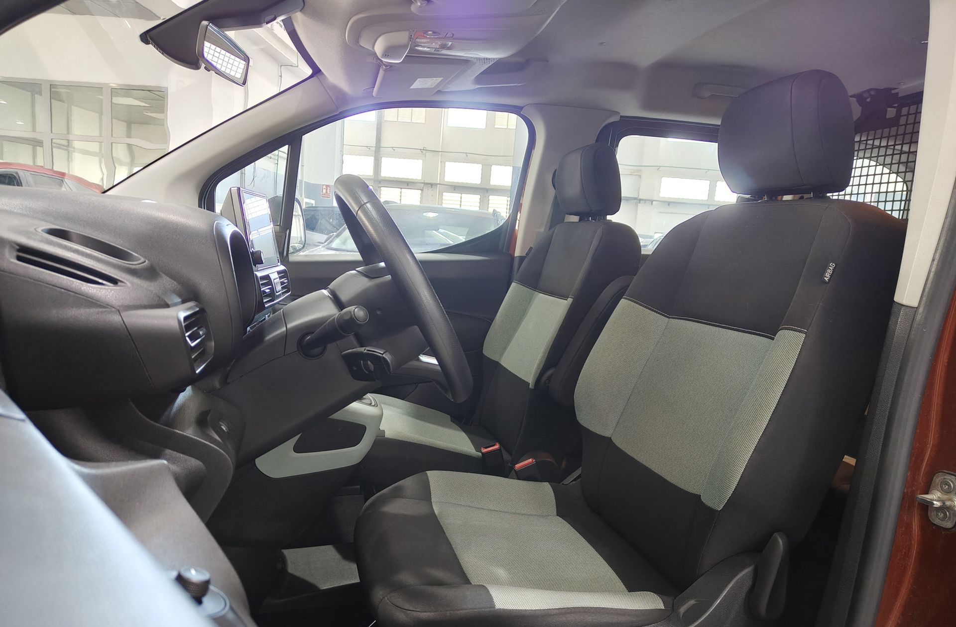 Citroën Berlingo BlueHDi 100 Talla M Feel Business - foto 11