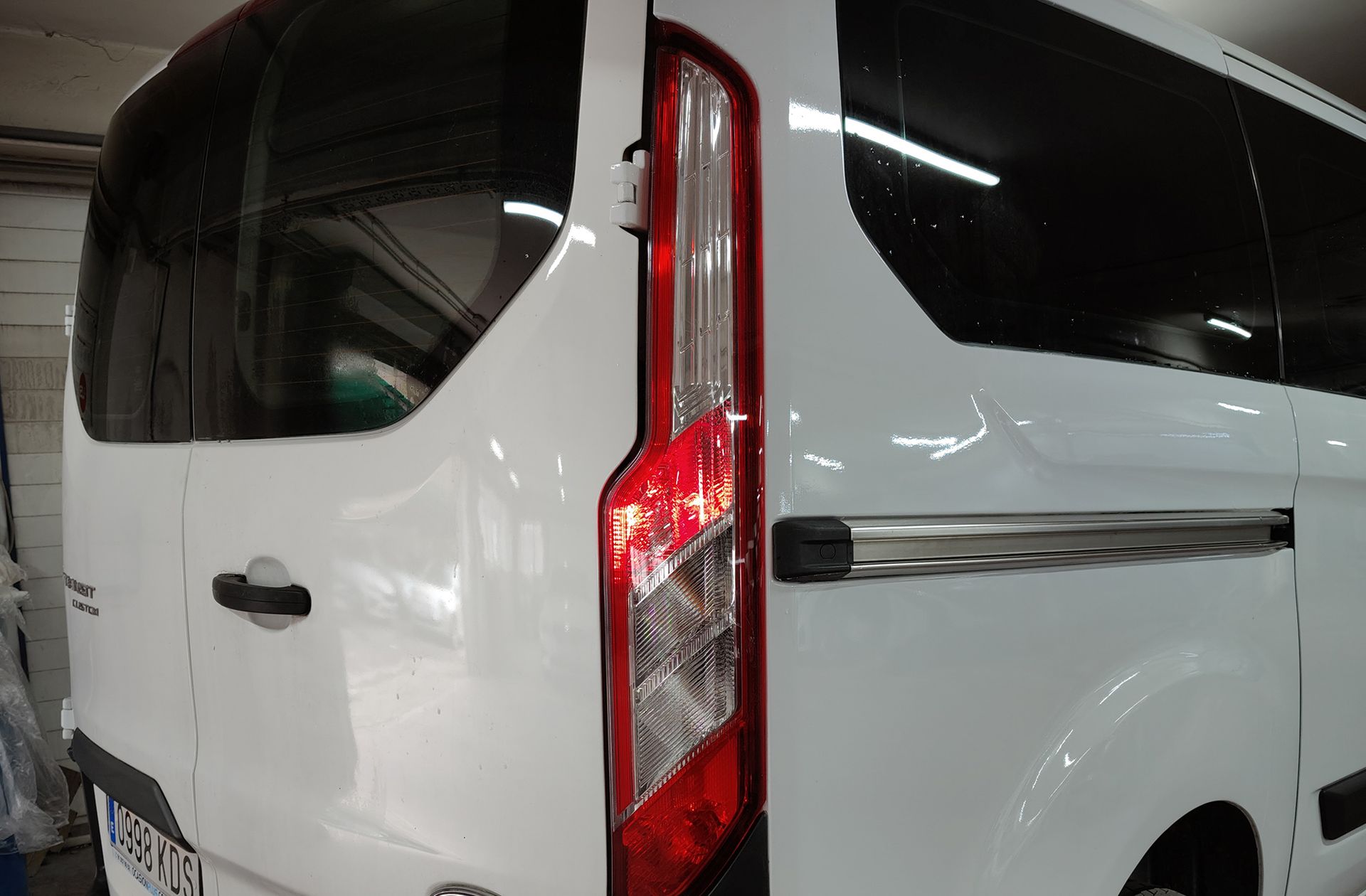 Ford Transit Custom 2.0 TDCi 310 L1 Trend 6 plazas - foto 13