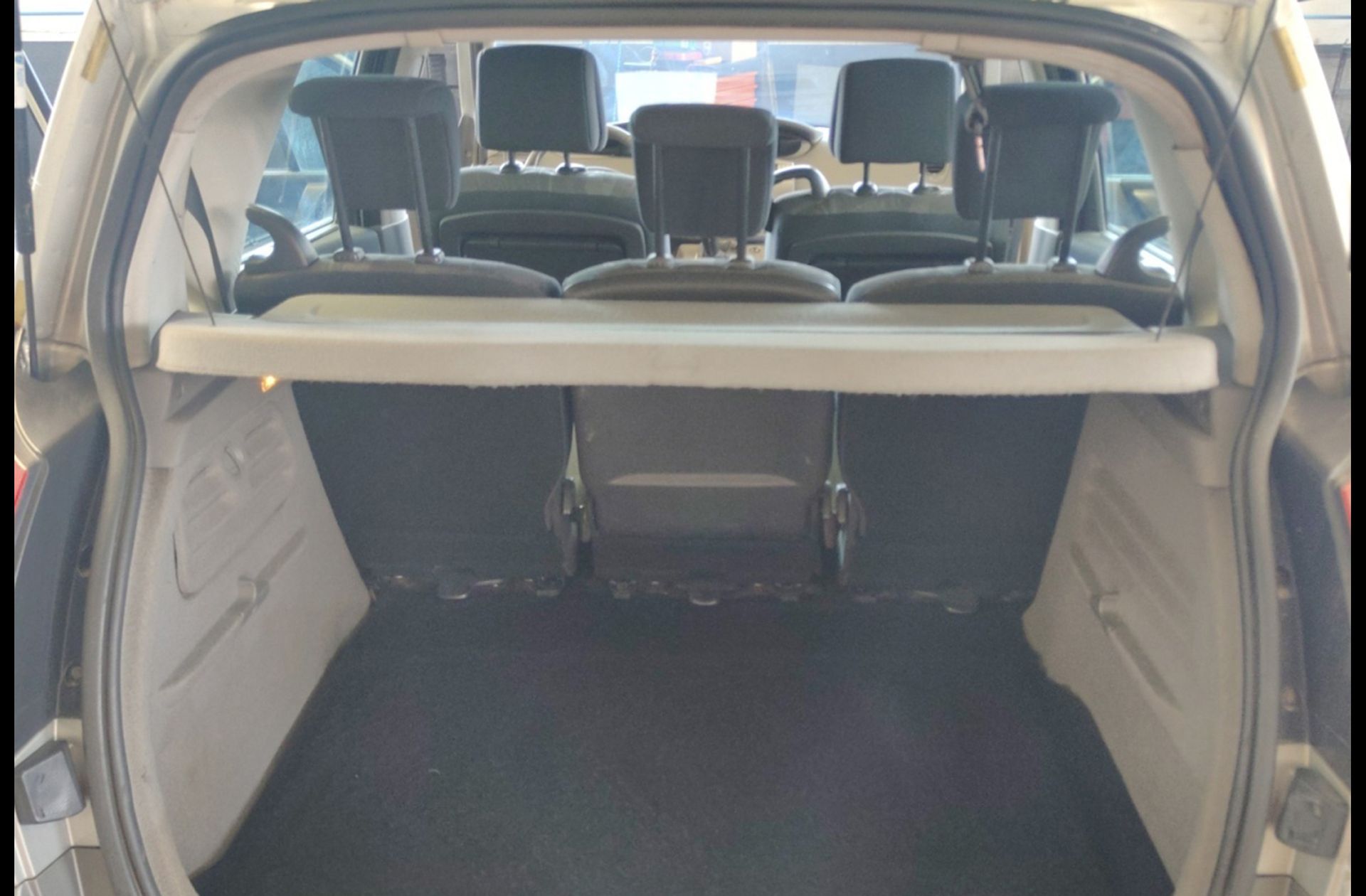 Renault Scénic 1.5 dCi Confort Dynamique - foto 12