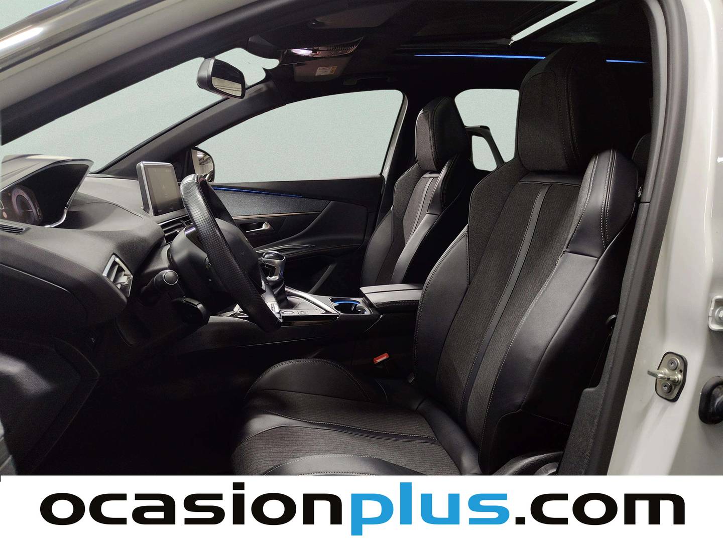 Foto asientos delanteros Peugeot 5008 Peugeot 5008 PureTech 130 GT Line (130 CV)