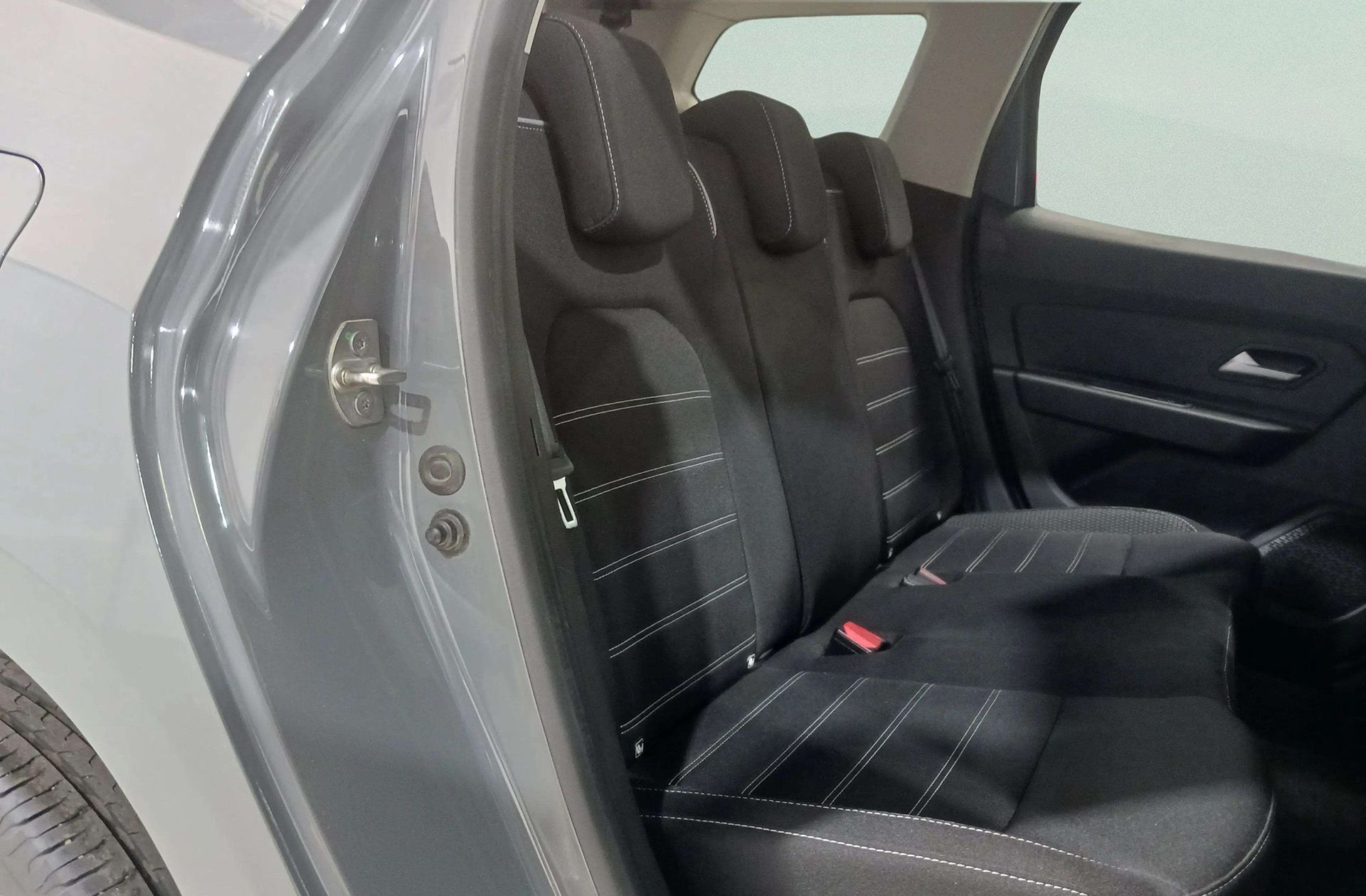 Dacia Duster Journey Go TCe 4x2 - foto 17