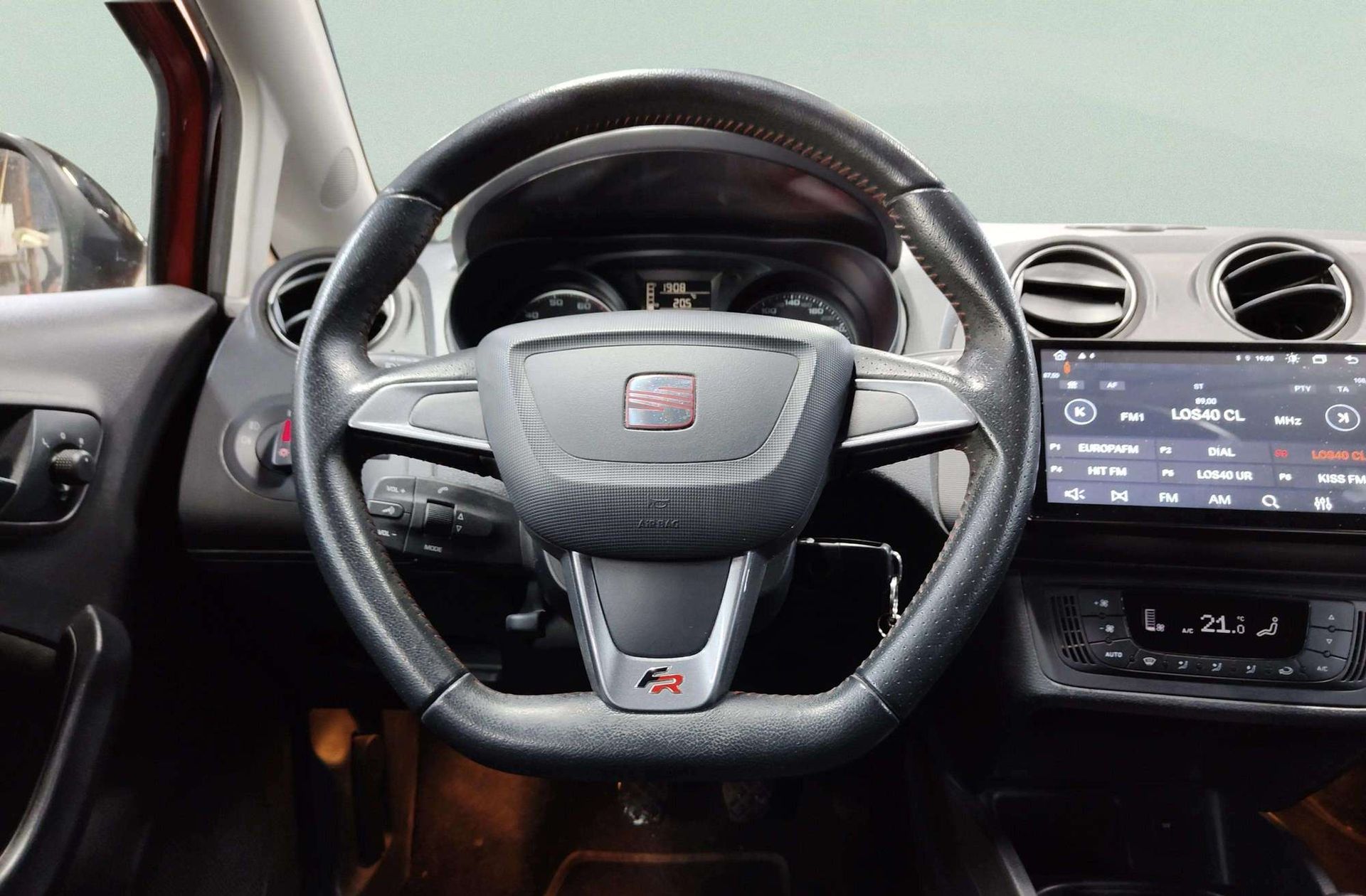 SEAT Ibiza SC 1.2 Tsi FR - foto 20