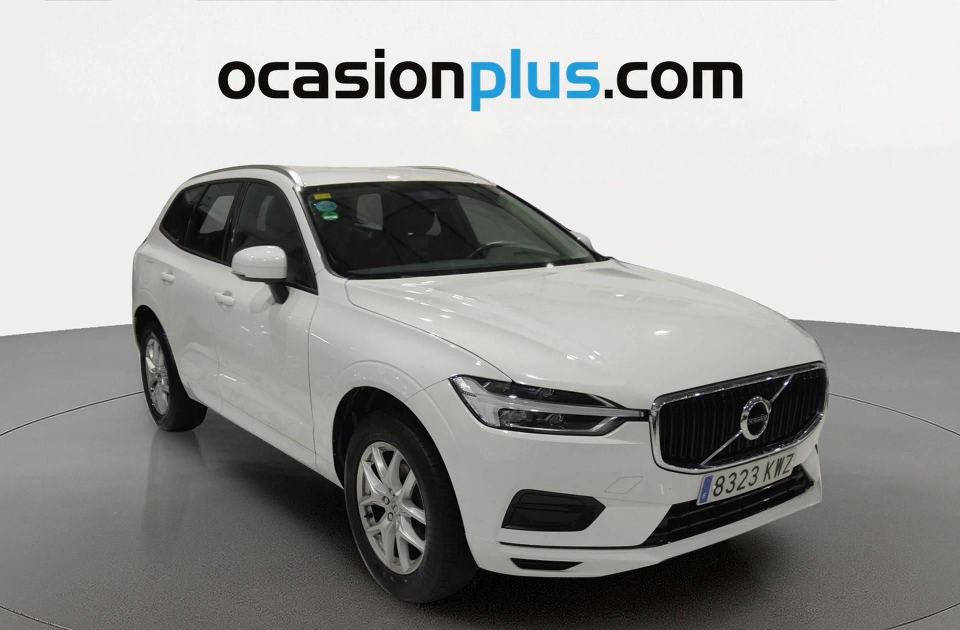 Volvo XC60 D4 Momentum - foto 2