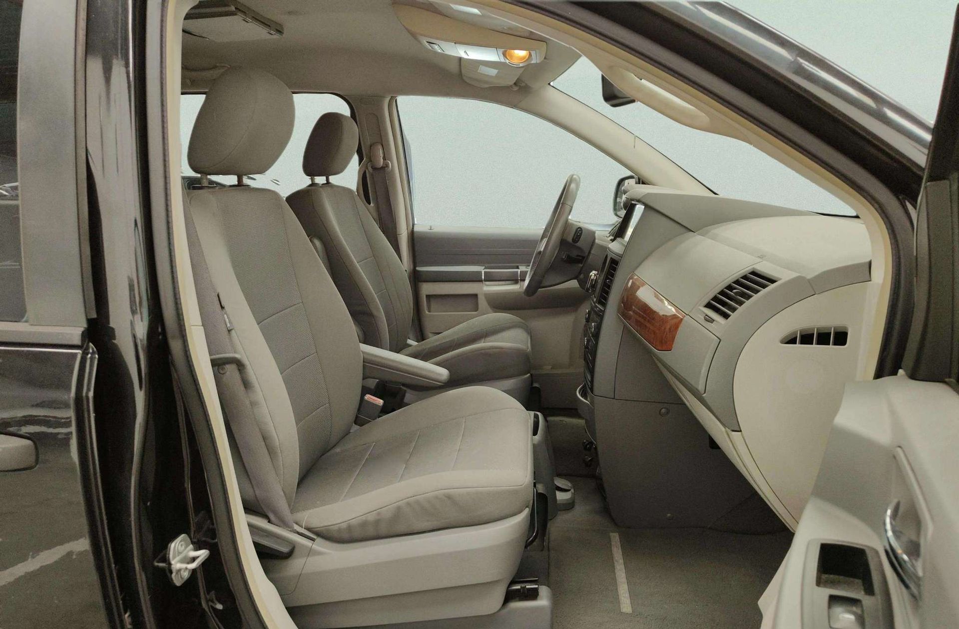Chrysler Grand Voyager 2.8 CRD LX 7 plazas - foto 16