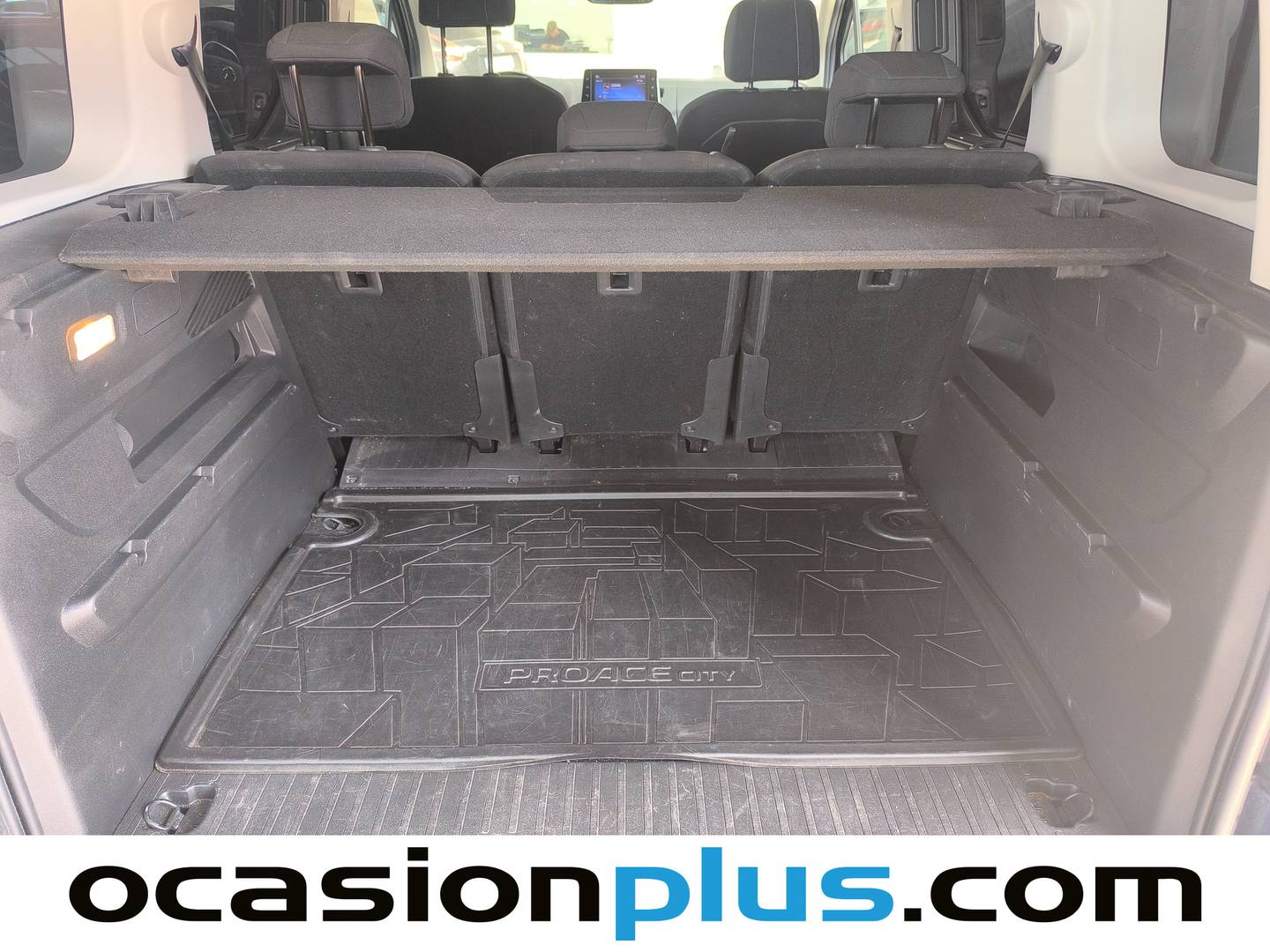 Fotos maletero Toyota Proace City Verso Toyota Proace City Verso 1.5D Family Active L1 Auto (131 CV)