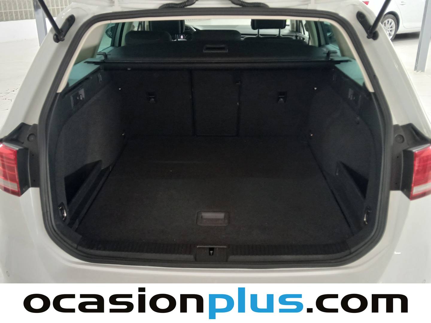 Foto Volkswagen Passat Volkswagen Passat Variant Advance 1.6 TDI  (120 CV)