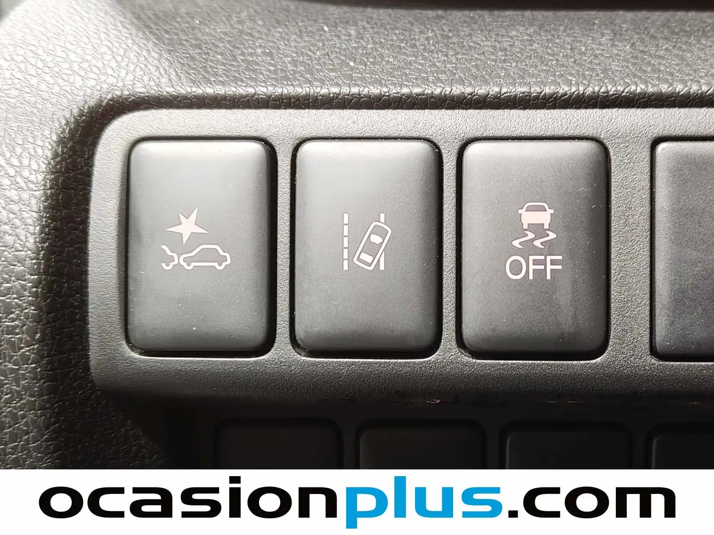 Foto Mitsubishi Eclipse Cross Mitsubishi Eclipse Cross 2.4 PHEV Kaiteki 4WD Auto (188 CV)