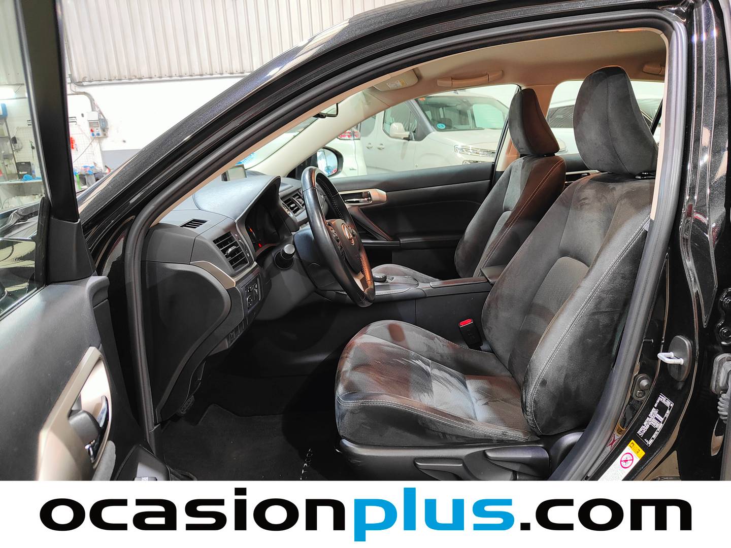 Foto asientos delanteros Lexus CT Lexus CT CT 200h Business (136 CV)