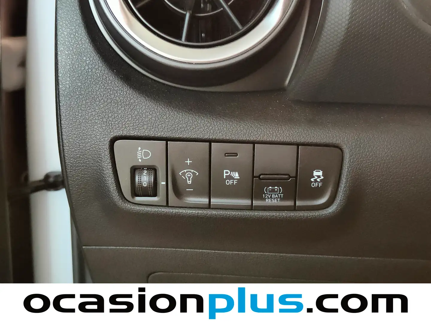 Foto Hyundai Kona Hyundai Kona 1.6 GDI HEV Tecno 2C DCT (141 CV)