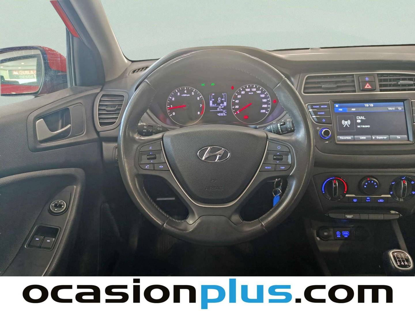 Extras del Hyundai i20 Hyundai i20 1.2 MPI Essence LE (75 CV)