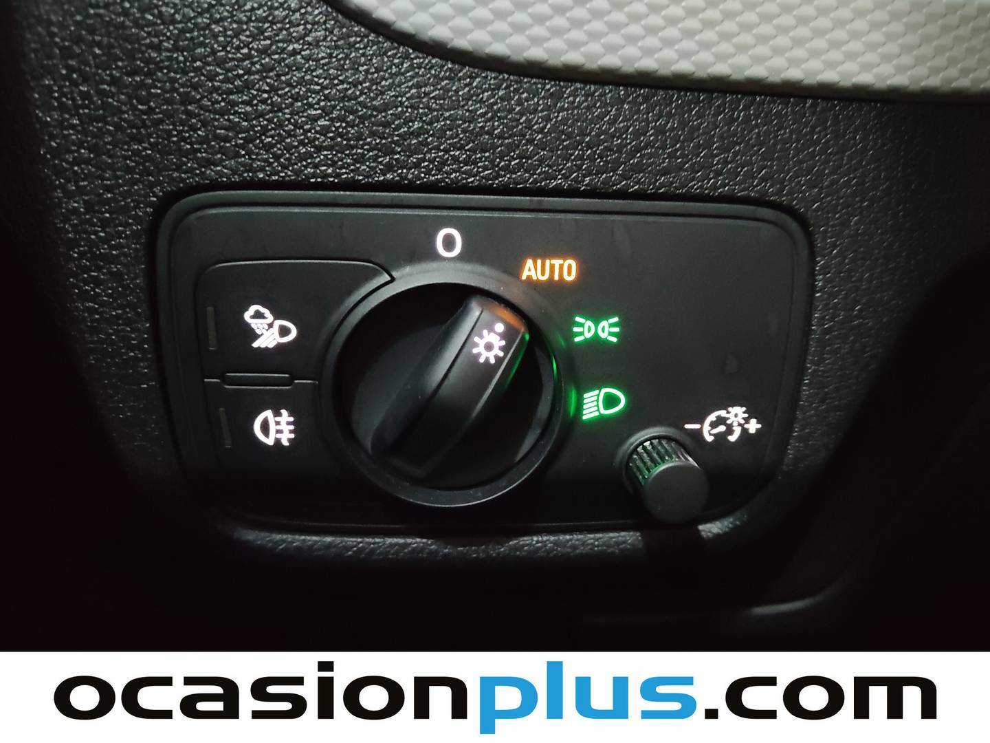 Audi Q2 Audi Q2 design 30 TFSI (116 CV) seminuevo