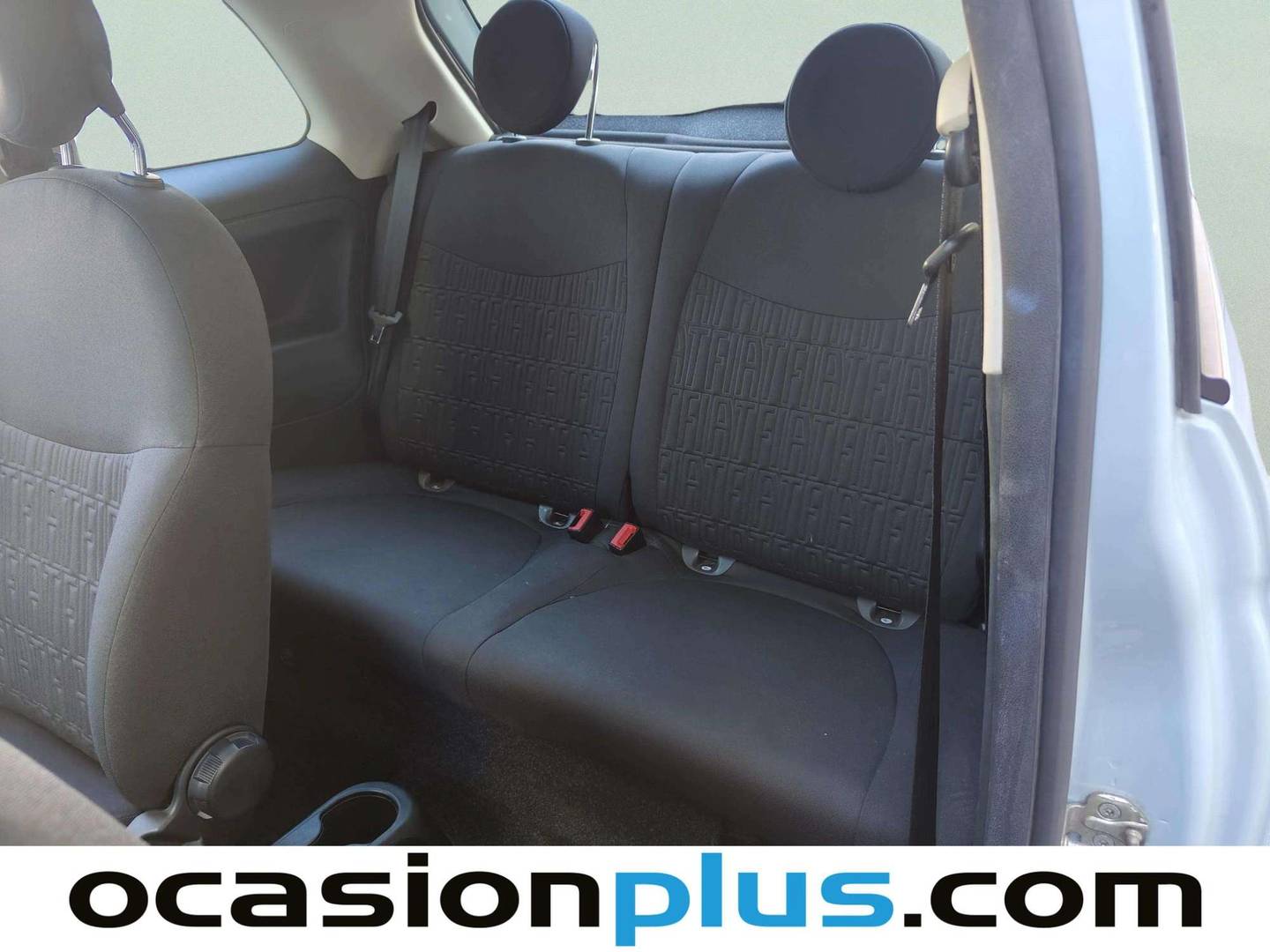 Foto asientos traseros Fiat 500 Fiat 500 1.0 Hybrid Dolcevita (70 CV)