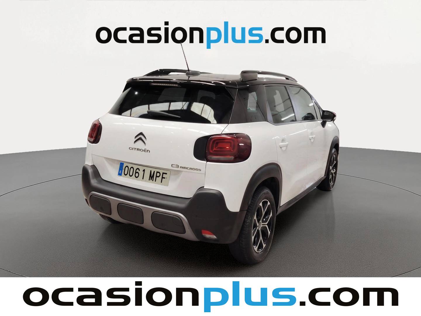 Foto trasera Citroën C3 Aircross Citroën C3 Aircross PureTech 110 S&S Plus (110 CV) derecha