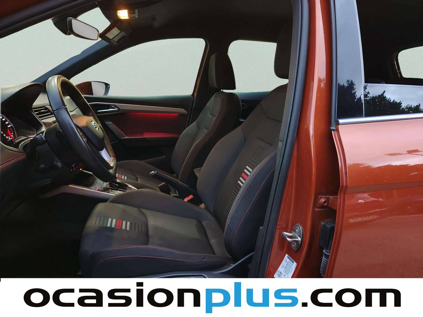 Foto asientos delanteros Seat Arona Seat Arona 1.0 TSI Ecomotive FR DSG (115 CV)