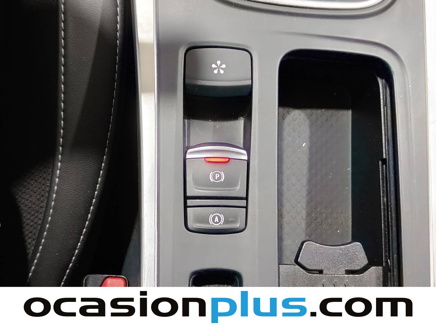 Foto Renault Mégane Renault Megane Zen TCe (140 CV) EDC GPF