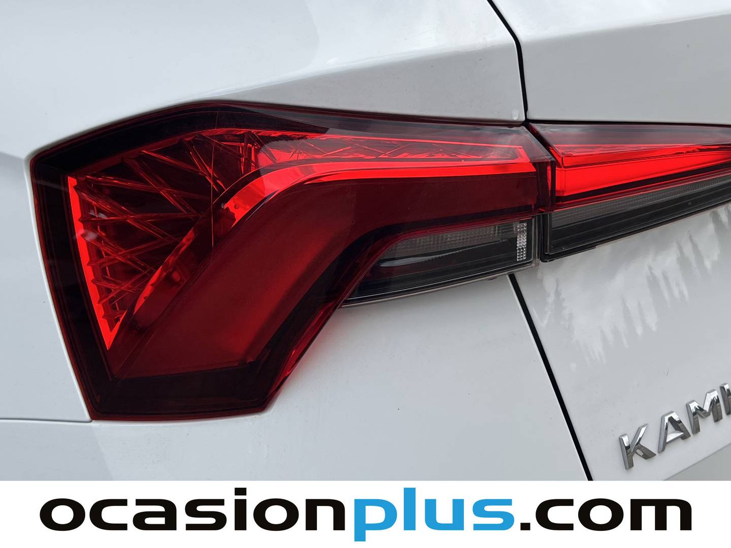 Skoda Kamiq Skoda Kamiq 1.0 TSI Ambition DSG (110 CV) seminuevo