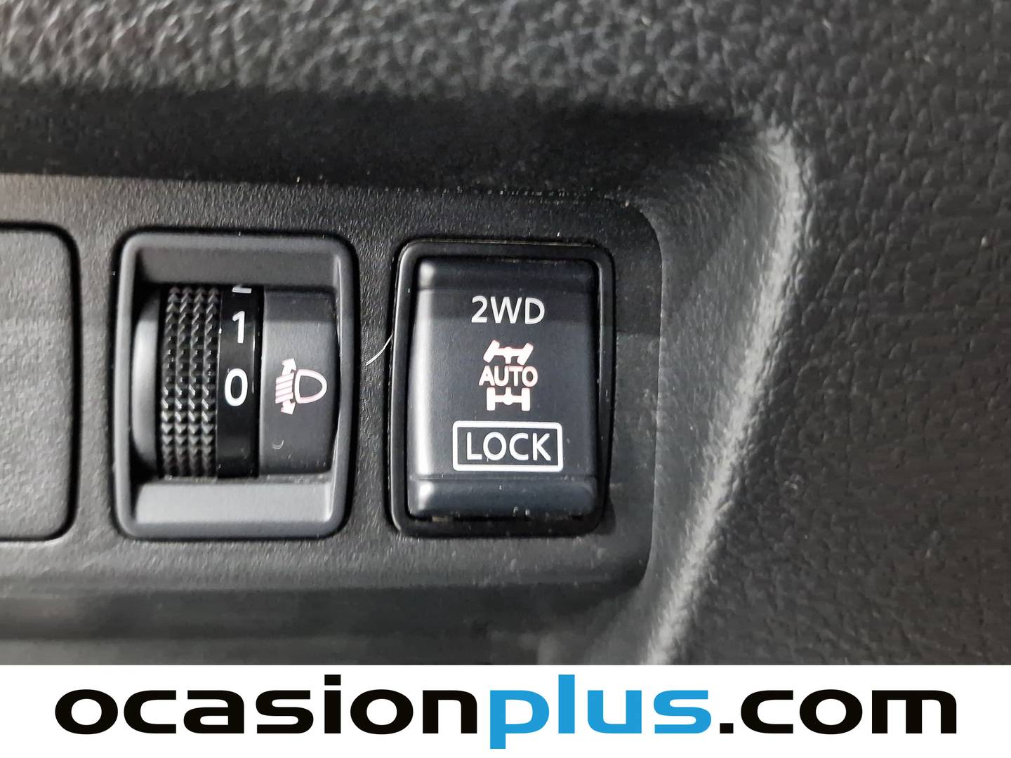 Extras y acabados del Nissan QASHQAI Nissan Qashqai dCi 150 Acenta 4x4 (150 CV)
