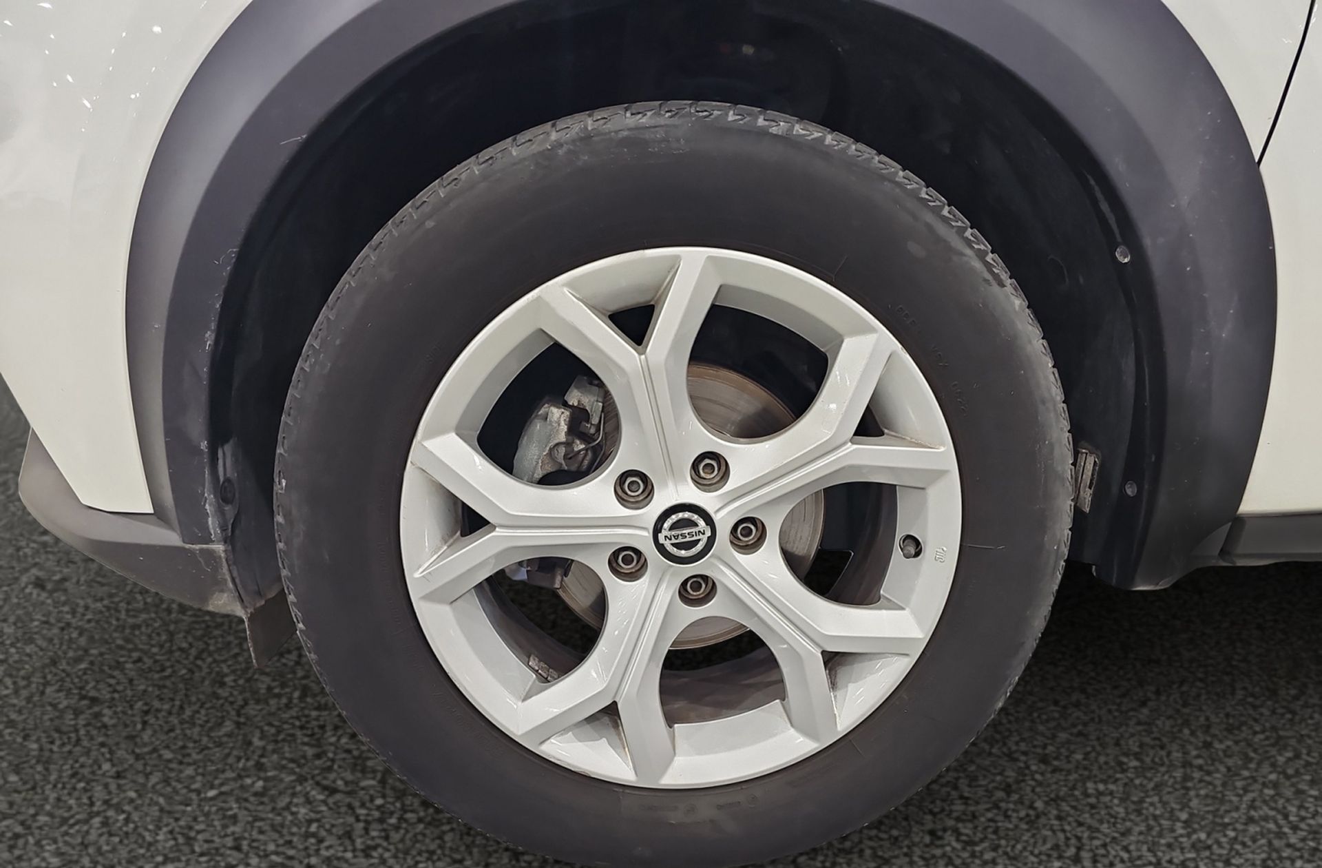 Nissan Juke DIG-T Acenta - foto 32