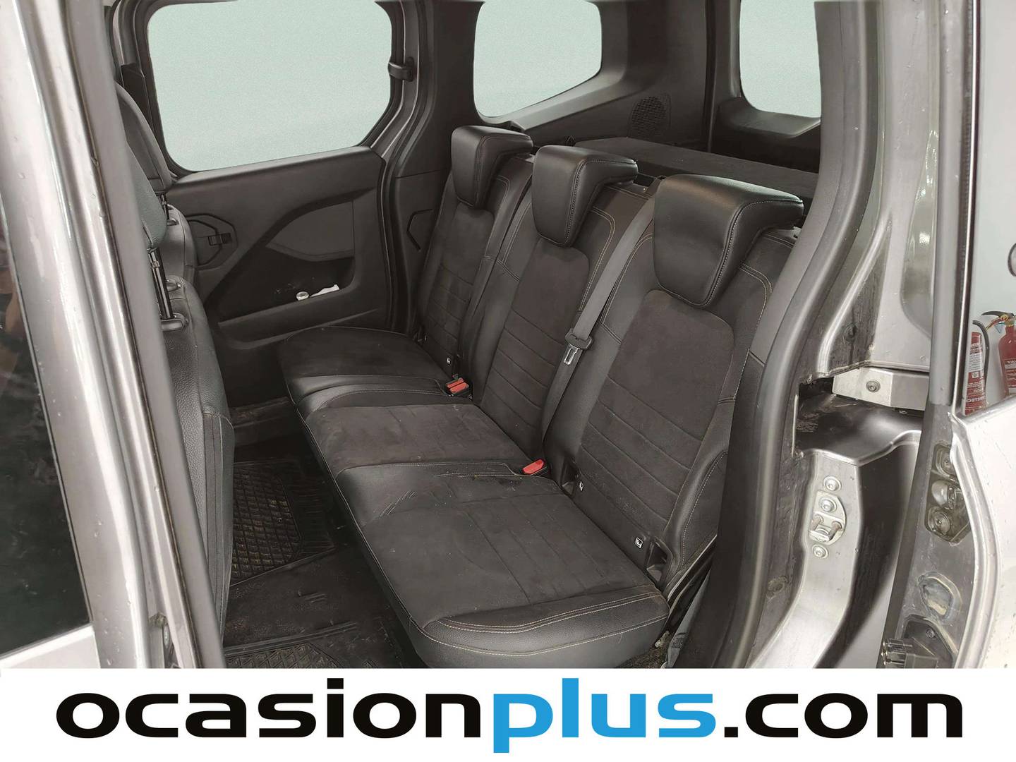 Foto asientos traseros Mercedes Clase T Mercedes Clase T 160 d (95 CV)