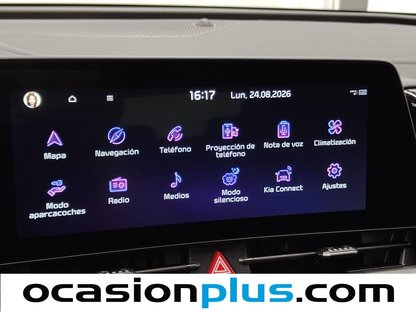 Accesorios del KIA Sportage KIA Sportage 1.6 T-GDi MHEV Tech 4x2 (150 CV)
