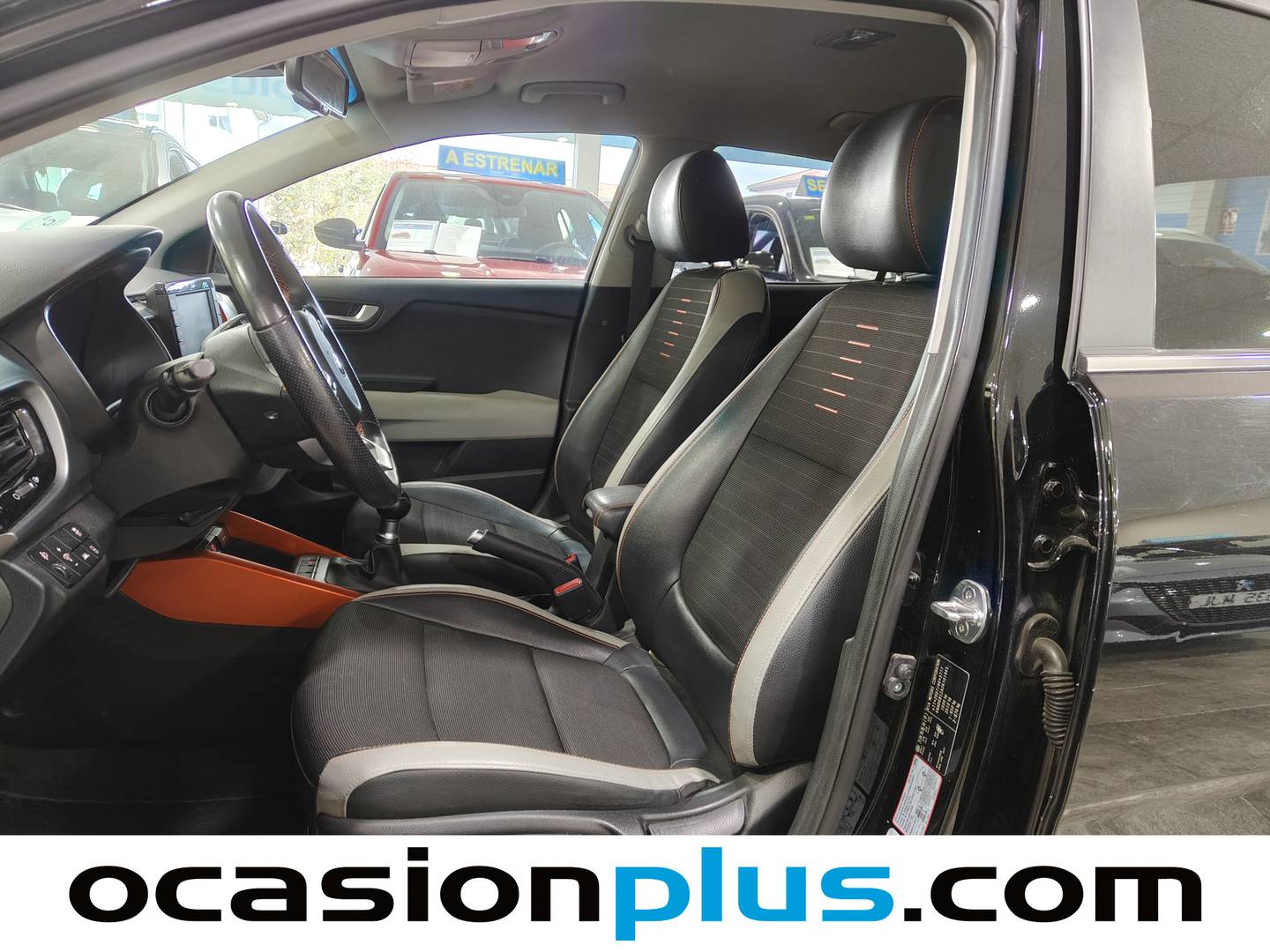 Foto KIA Stonic Kia Stonic 1.2 CVVT Eco-Dynamic Tech (84 CV)