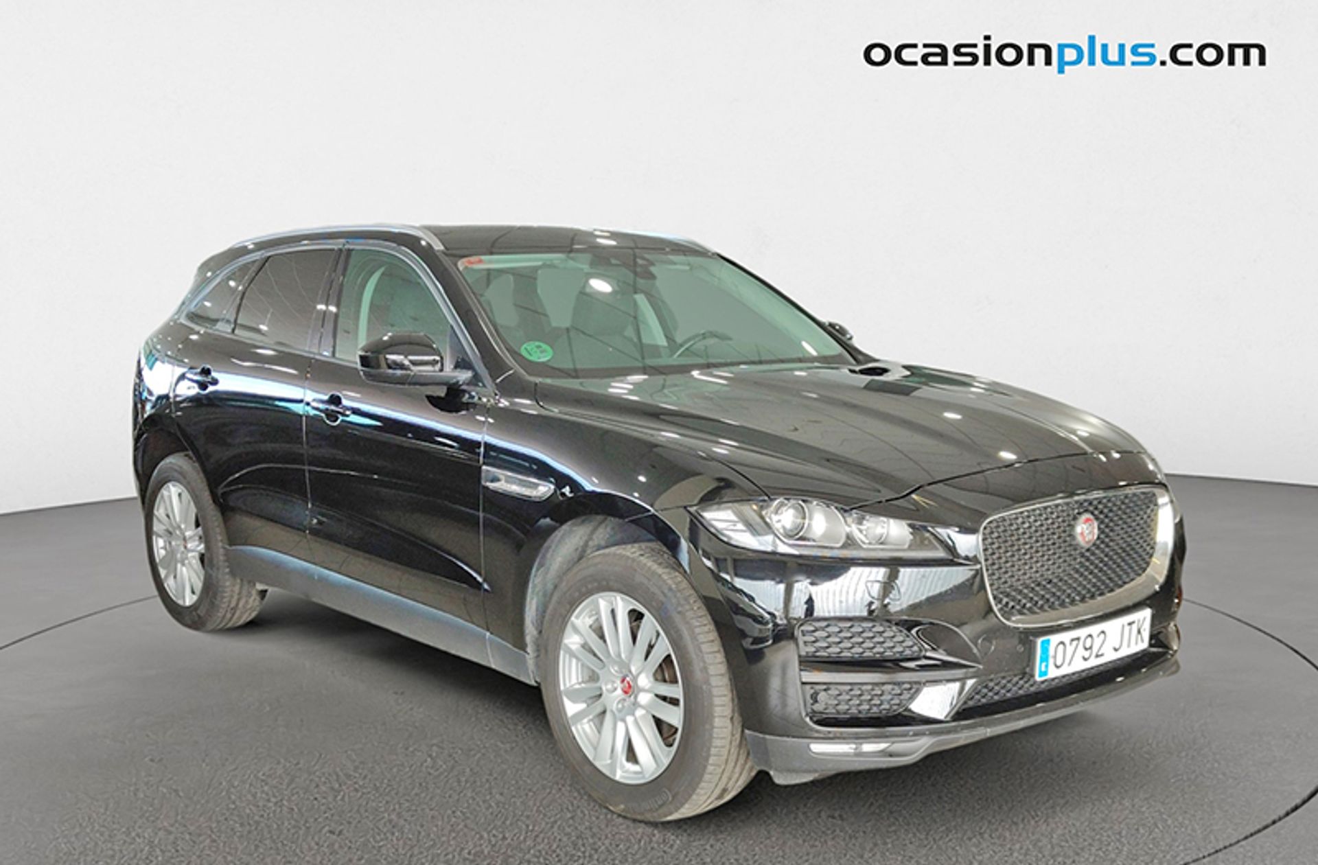 Jaguar F-Pace 2.0L i4D Pure RWD - foto 2