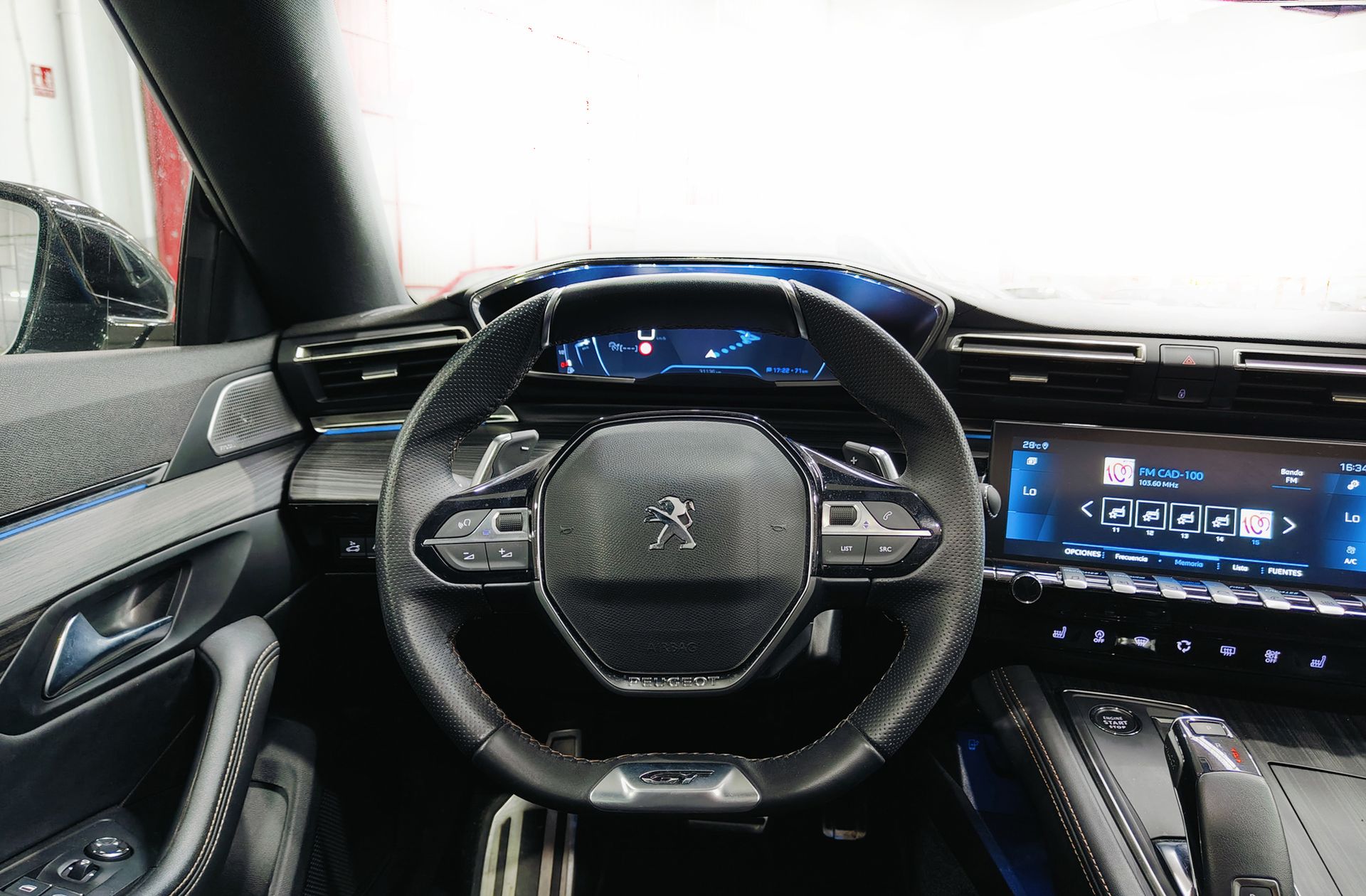 Peugeot 508 BlueHDi 130 GT EAT8 - foto 26