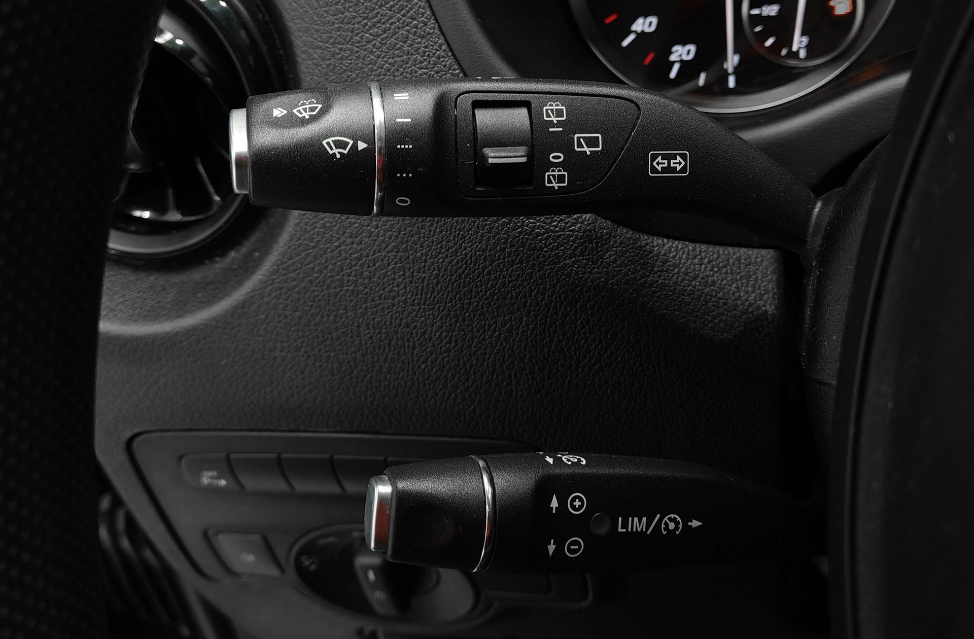 Mercedes-Benz Vito 116 CDI Tourer Pro Larga 9 plazas - foto 23