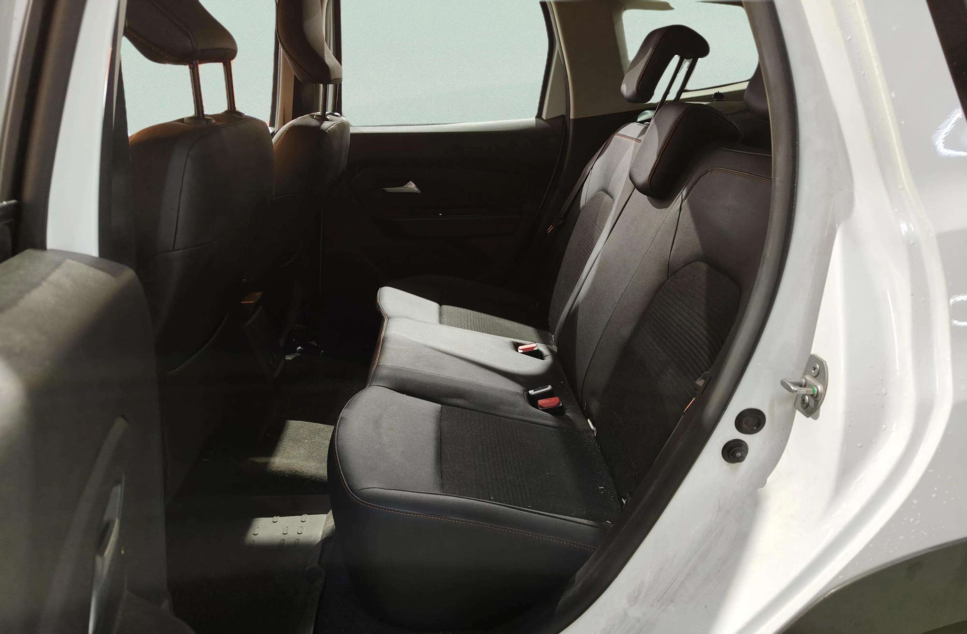 Dacia Duster SL Extreme TCe EDC - foto 13