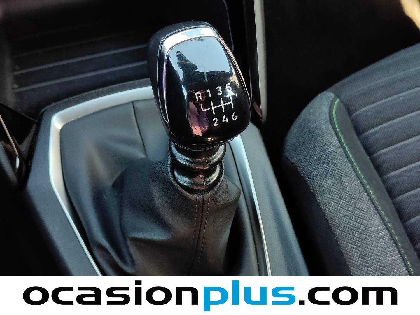 Peugeot 2008 Peugeot 2008 PureTech 100 S&S Active (100 CV) de segunda mano