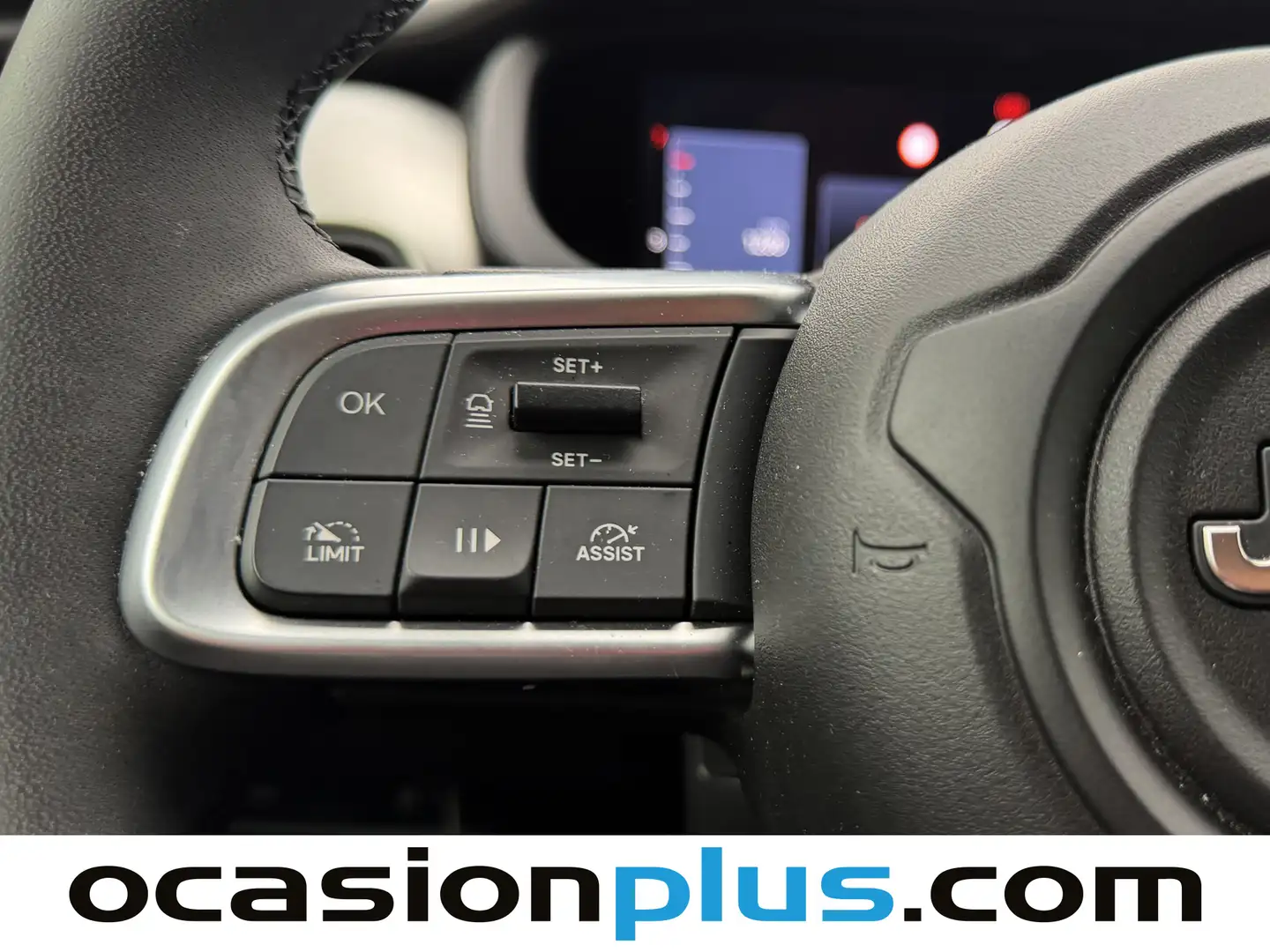 Foto Jeep Avenger Jeep Avenger 1.2 G Summit (100 CV)