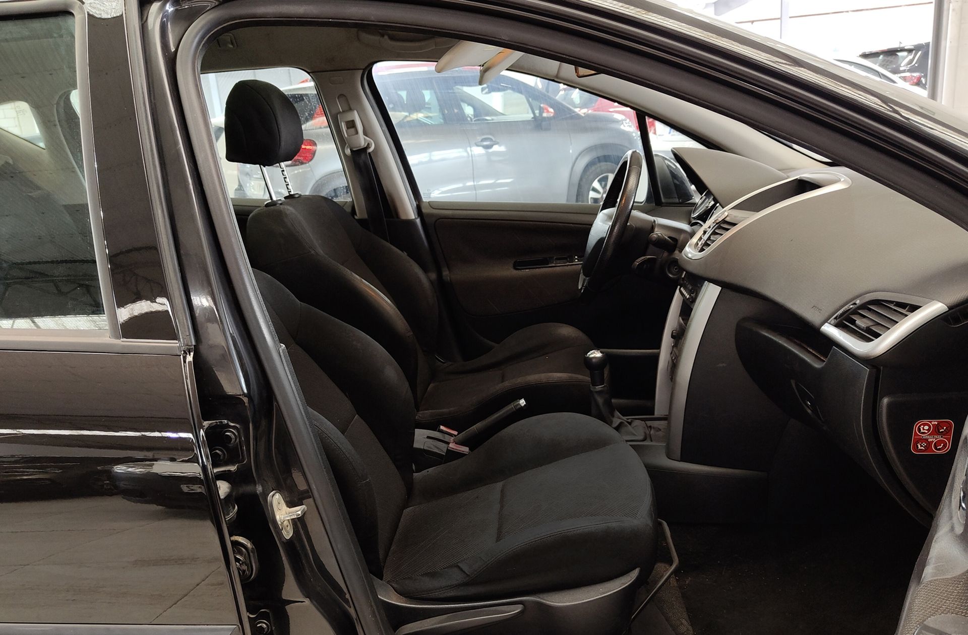 Peugeot 207 SW 1.6 HDi Sport - foto 13