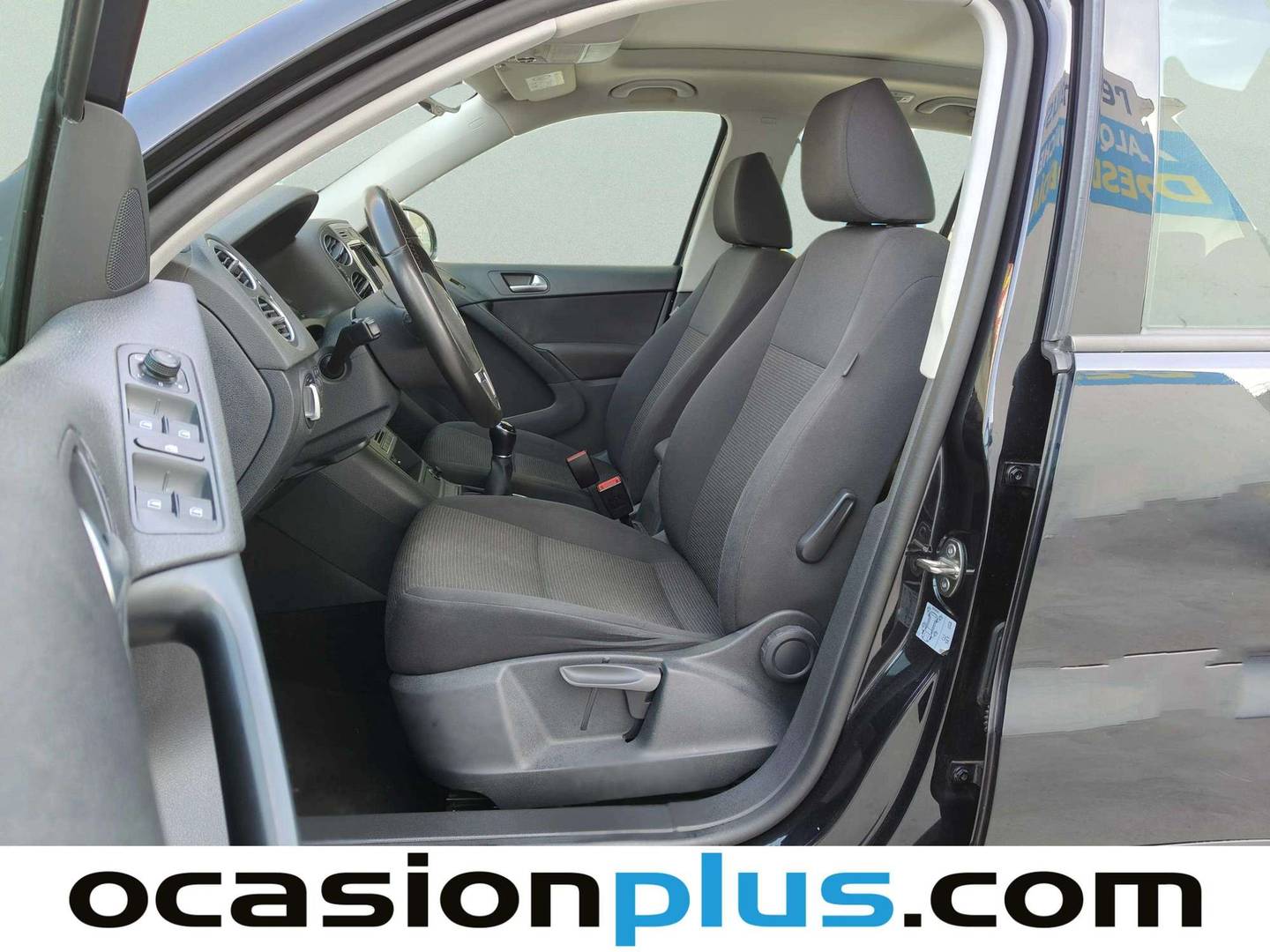 Foto asientos delanteros Volkswagen Tiguan Volkswagen Tiguan T1 2.0 TDI BMT 4x2 (150 CV)