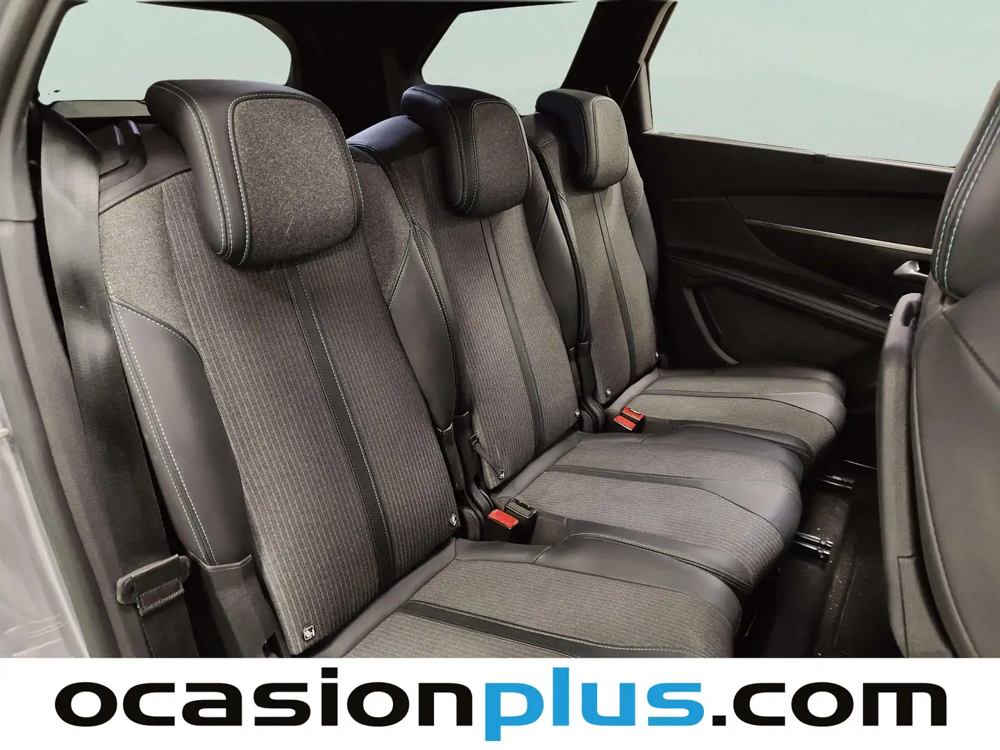 Foto Peugeot 5008 Peugeot 5008 PureTech 130 S&S Allure Pack EAT8 (130 CV) 7 Plazas