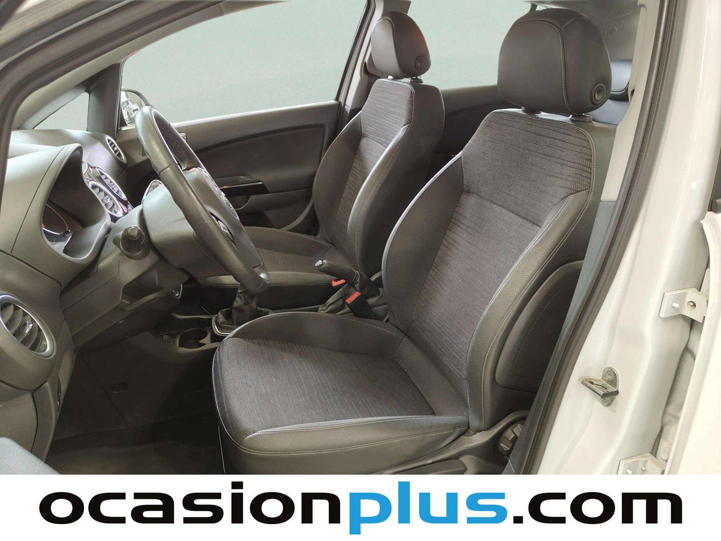 Foto asientos delanteros Opel Corsa Opel Corsa 1.4 Selective (100 CV)
