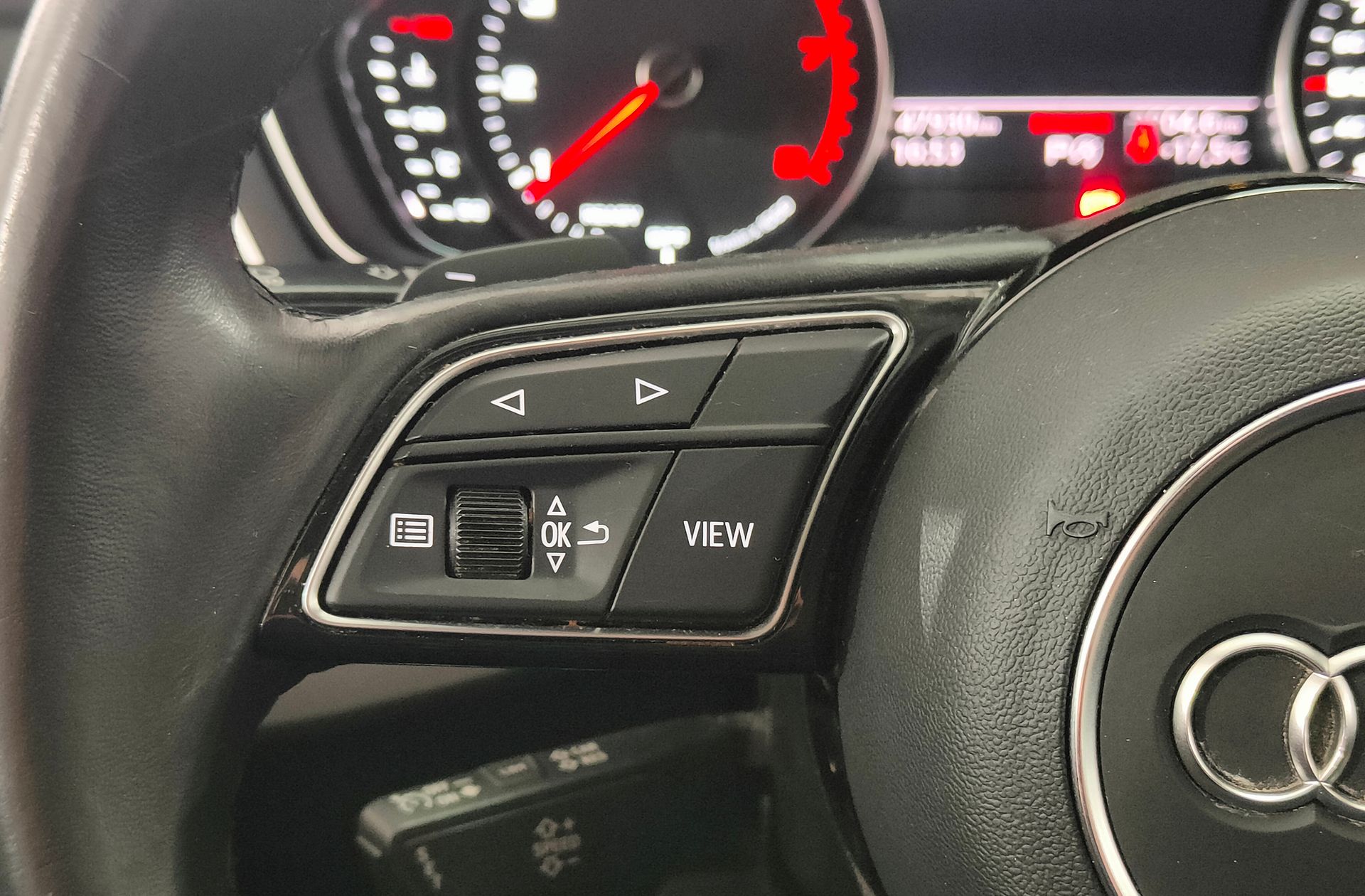 Audi A4 Avant Advanced 35 TFSI S tronic - foto 30