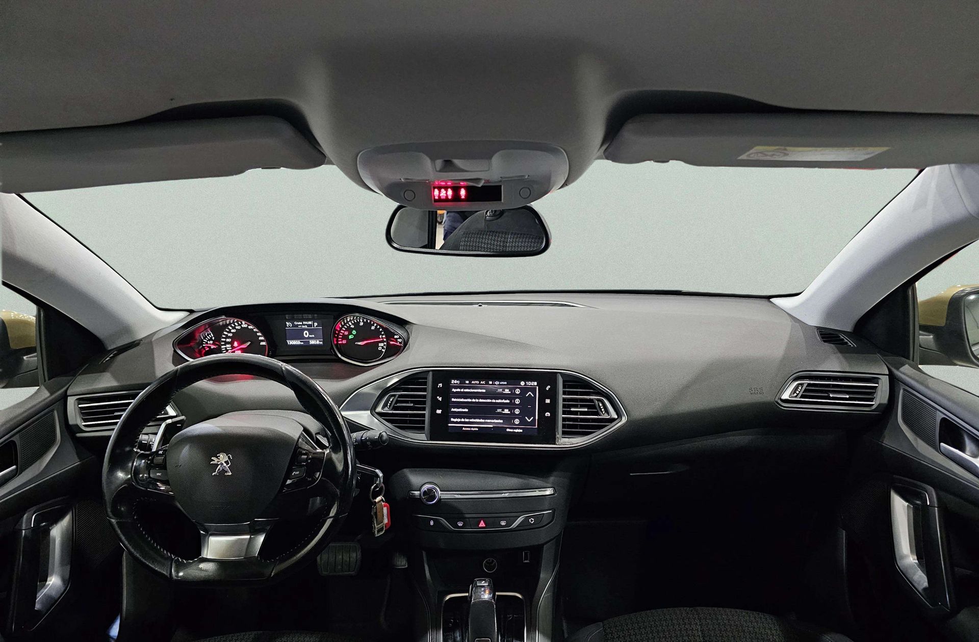Peugeot 308 BlueHDi 130 Style EAT8 - foto 7