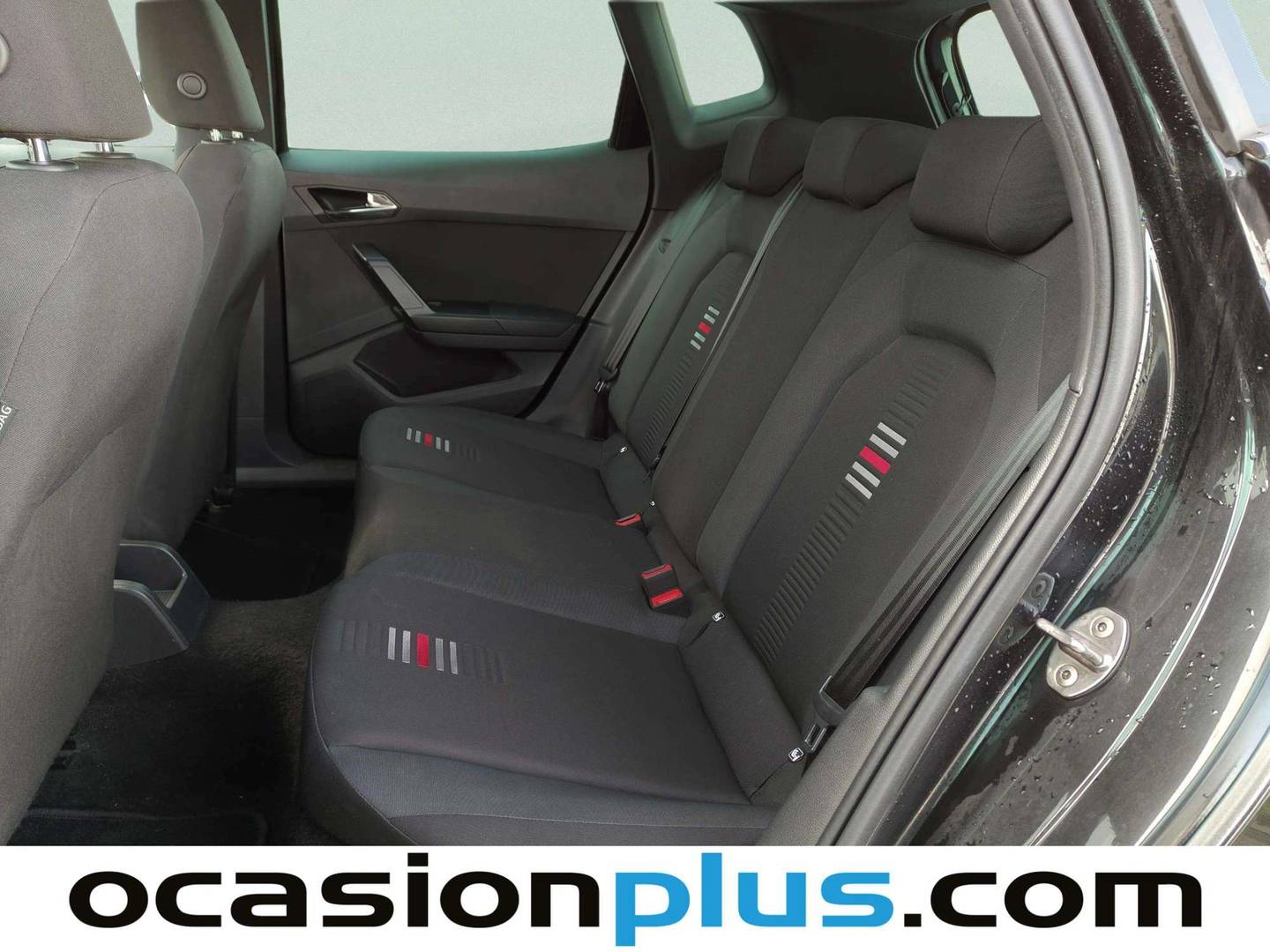 Foto asientos traseros Seat Arona SEAT Arona 1.0 TSI Ecomotive FR DSG (115 CV)