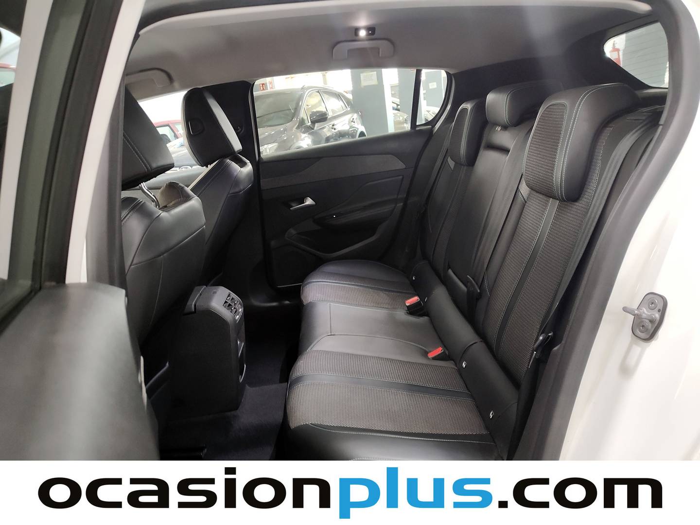 Foto asientos traseros Peugeot 308 Peugeot 308 PureTech 130 S&S Allure (130 CV)