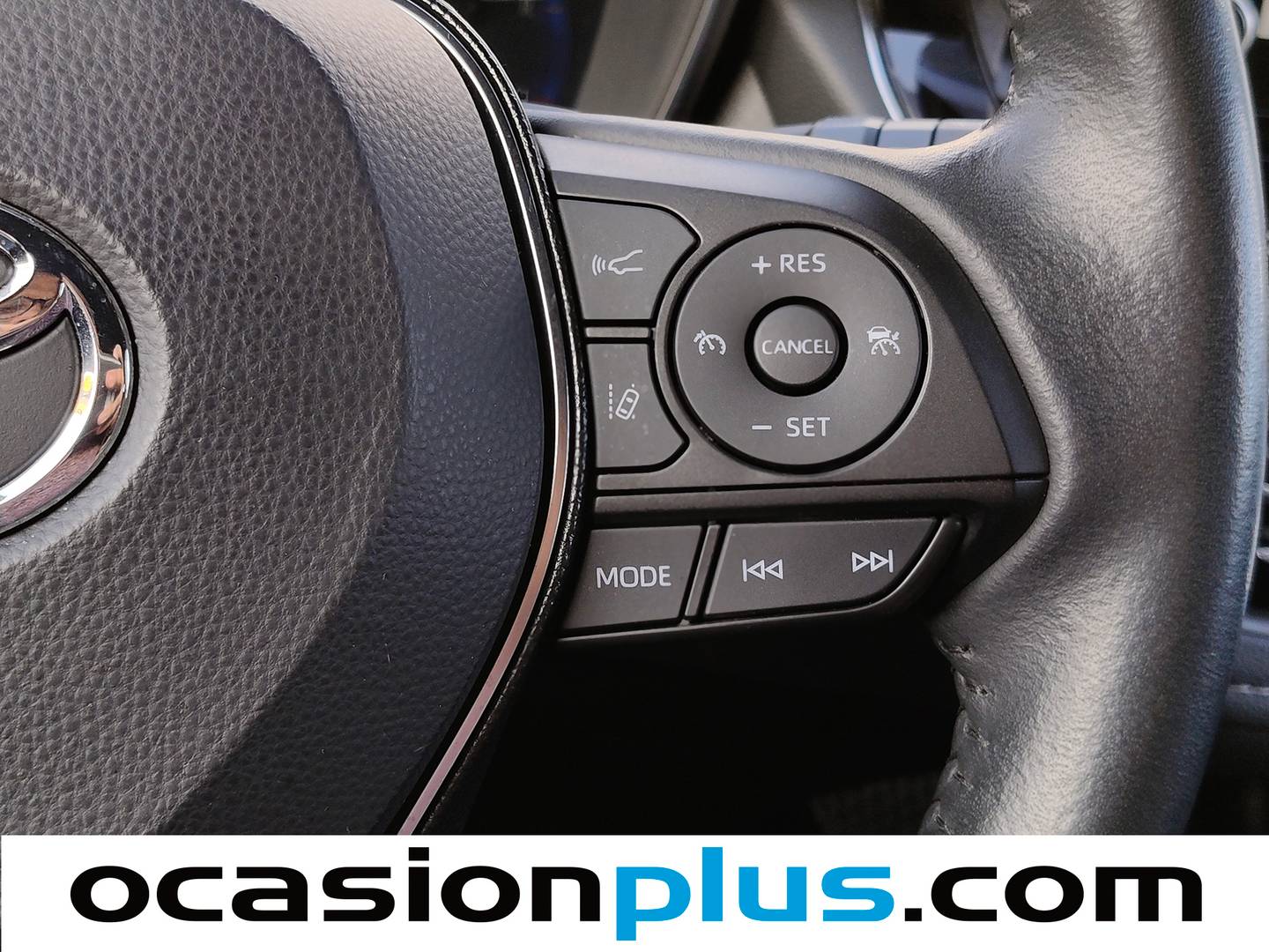 Foto Toyota Corolla Toyota Corolla Touring Sports 180H Style E-CVT (180 CV)