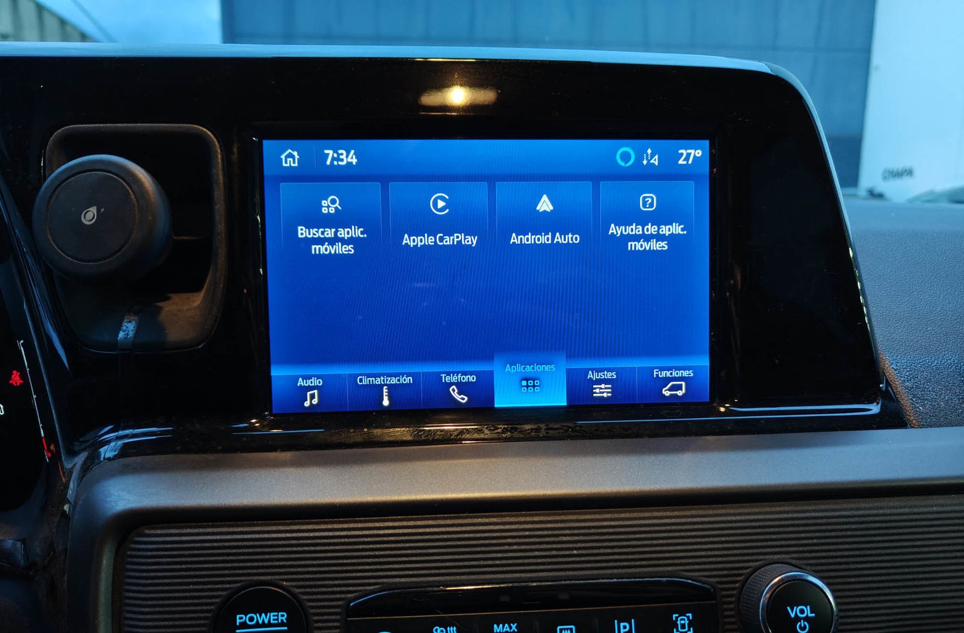 Ford Tourneo Courier 1.0 EcoBoost Titanium - foto 7