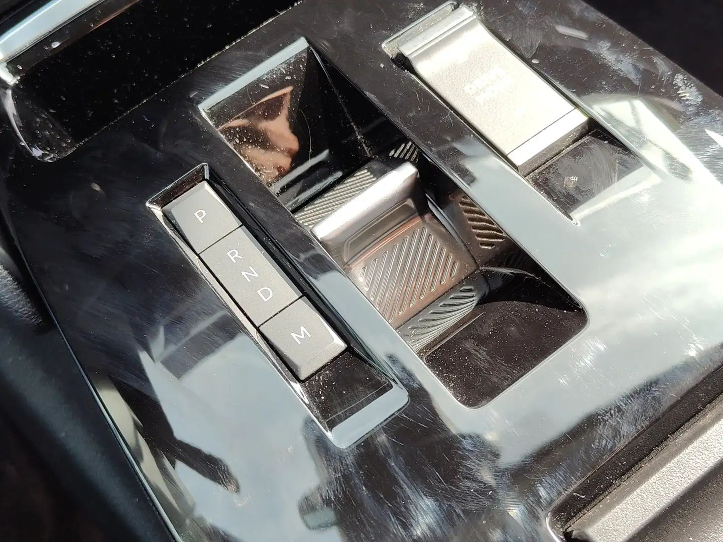 Foto Citroën C4 X Citroen C4 X 1.2 PureTech 130 S&S Shine EAT8 (131 CV)