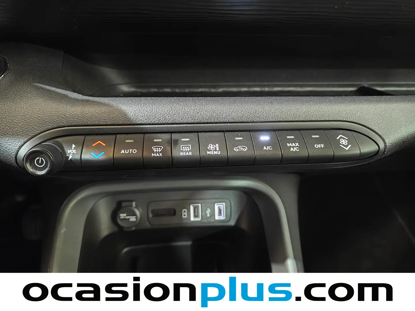 Foto Jeep Avenger Jeep Avenger 1.2 G Longitude (100 CV)