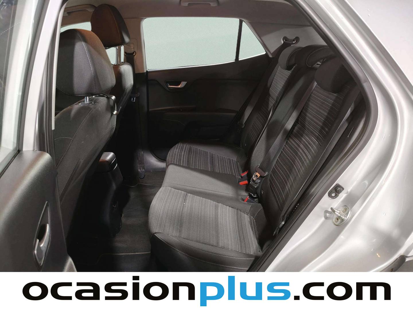 Foto asientos traseros KIA Stonic KIA Stonic 1.0 T-GDi MHEV Drive iMT (100 CV)