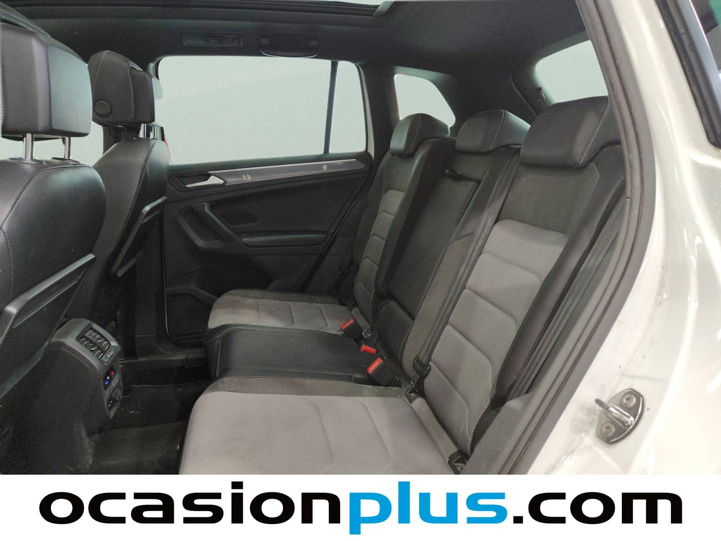 Foto asientos traseros Volkswagen Tiguan Volkswagen Tiguan Sport 2.0 TDI (150 CV) Pack R-Line