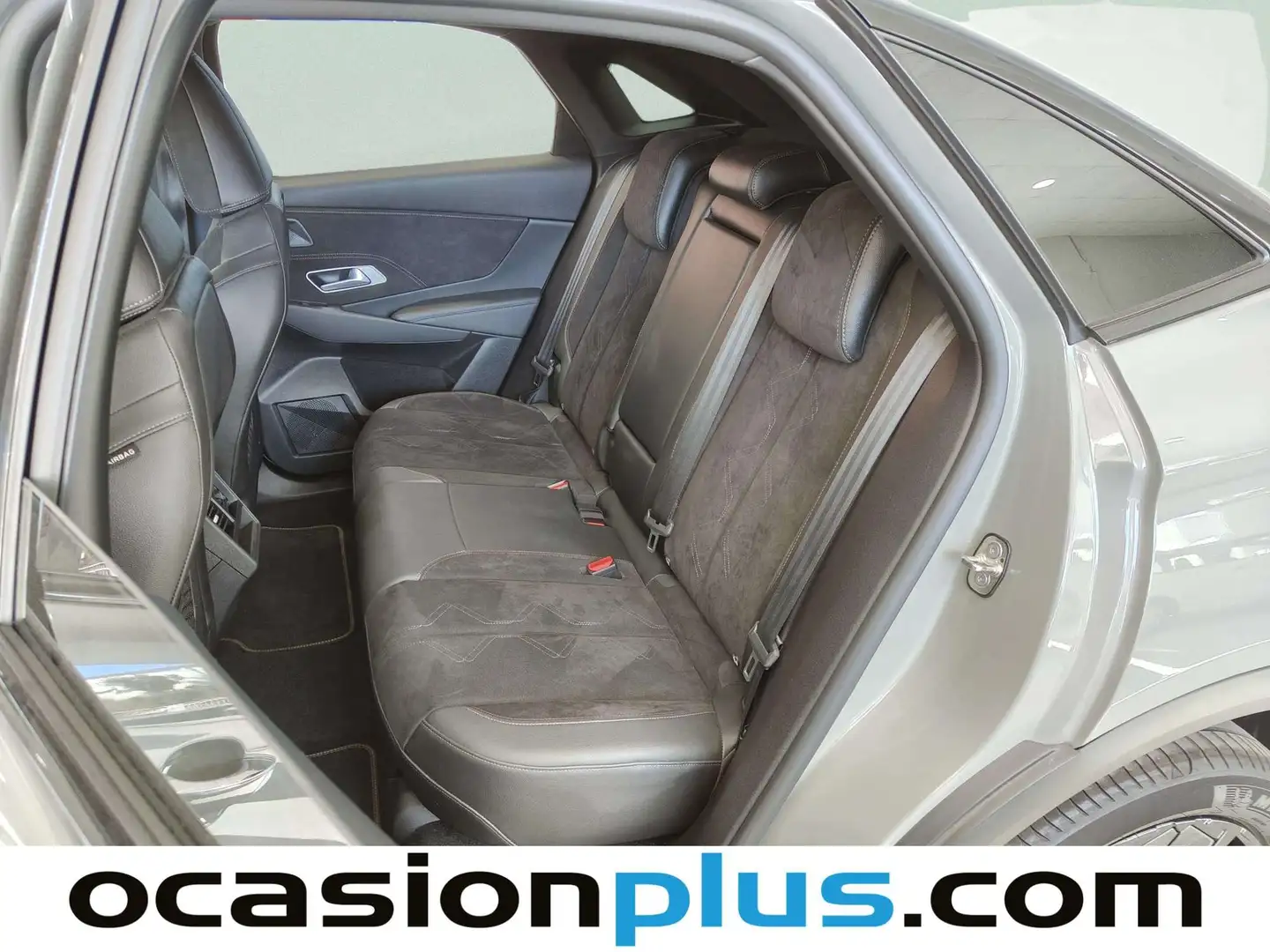 Foto DS DS 7 DS DS7 Crossback BlueHDi 130 Performance Line Auto (130 CV)